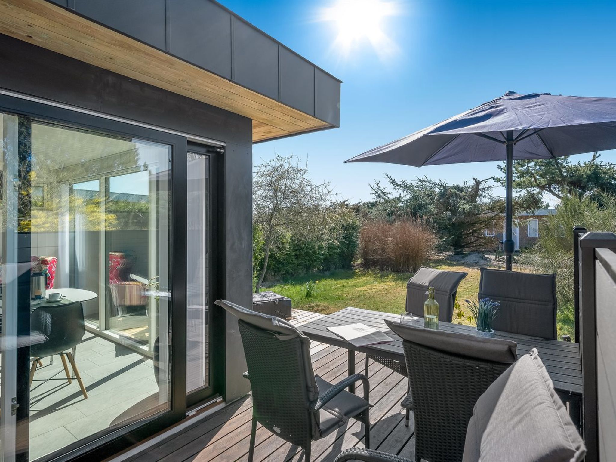 "Clemence" - 900m from the sea - Buiten