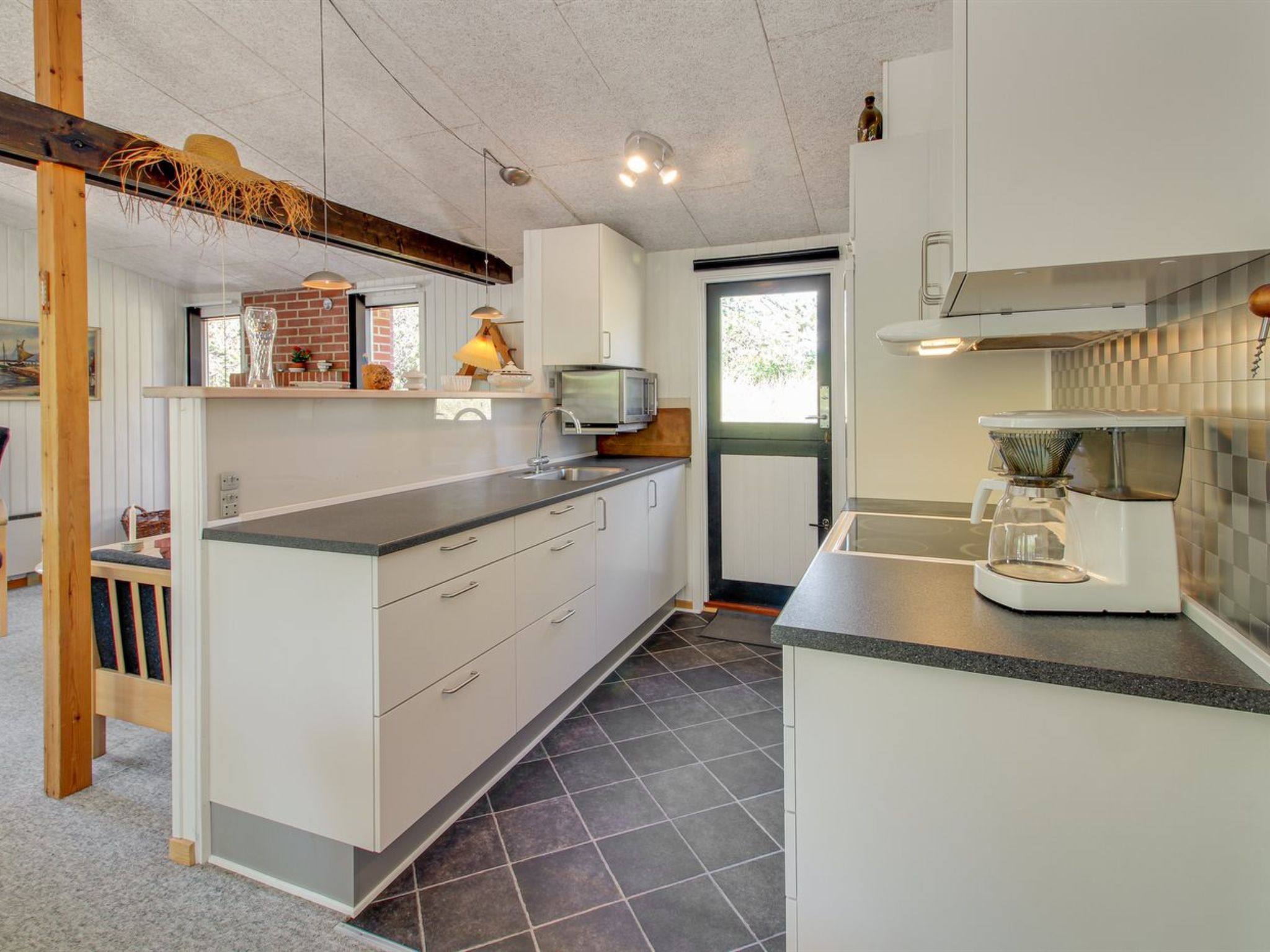 "Wyanet" - 2.3km from the sea - Binnen