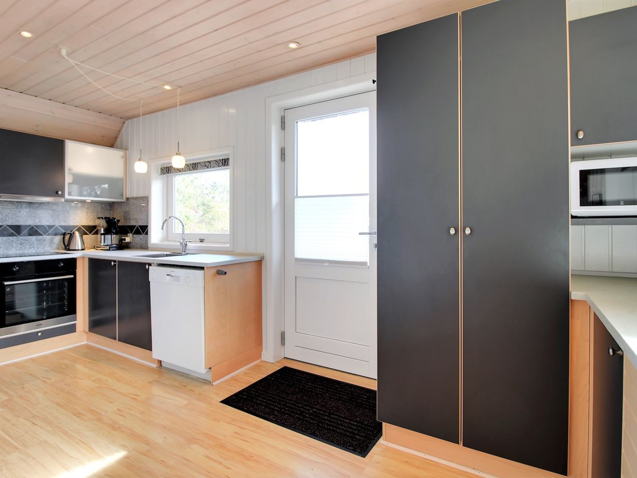 "Carolin" - 400m from the sea - Binnen