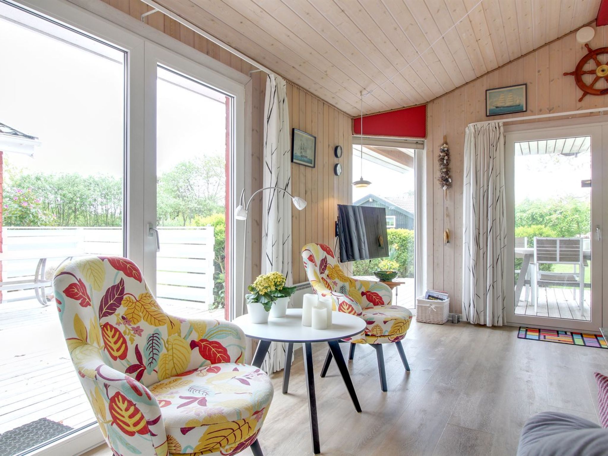 "Gudni" - 250m from the sea-Binnen