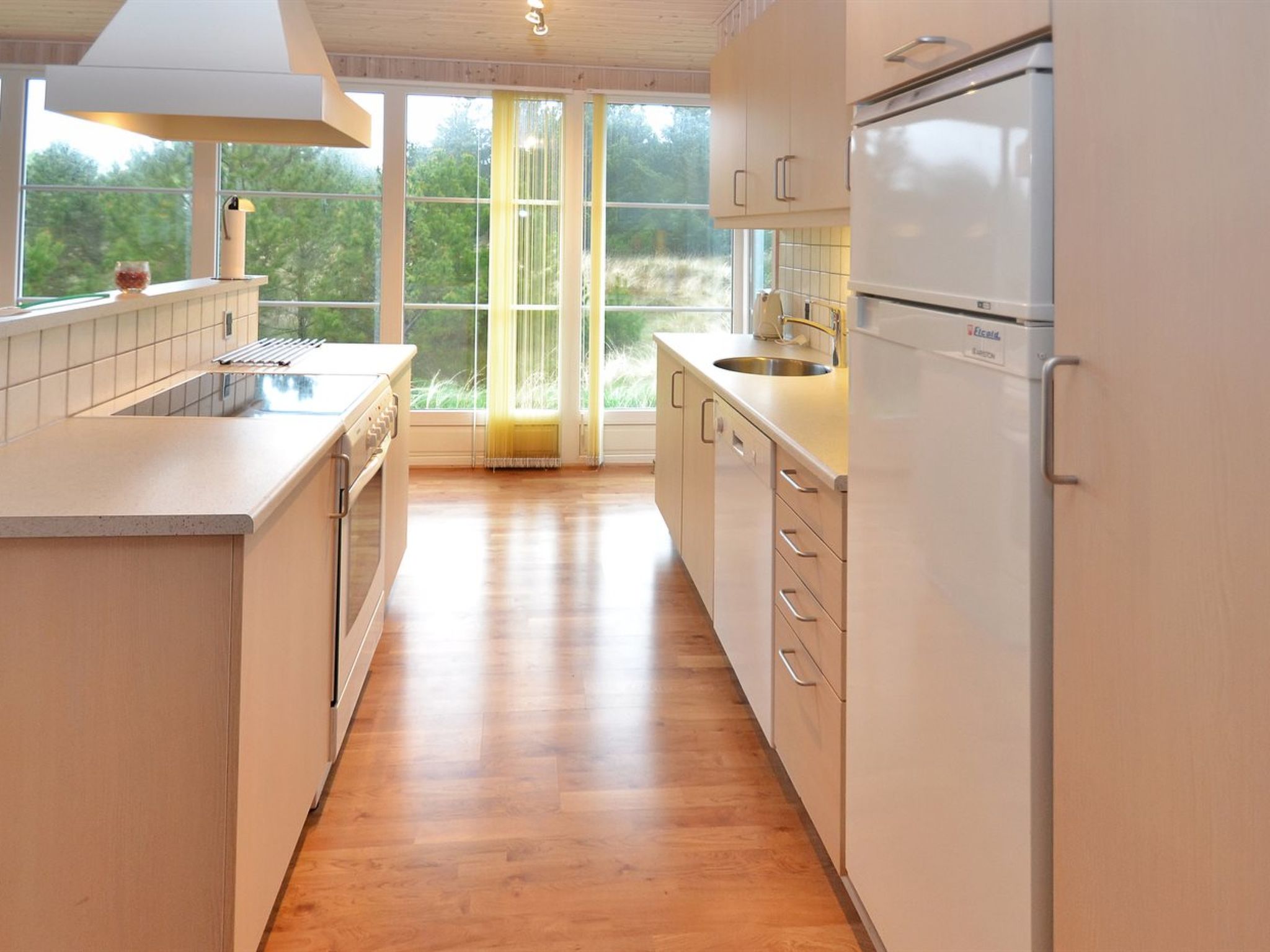 "Juste" - 2.2km from the sea
