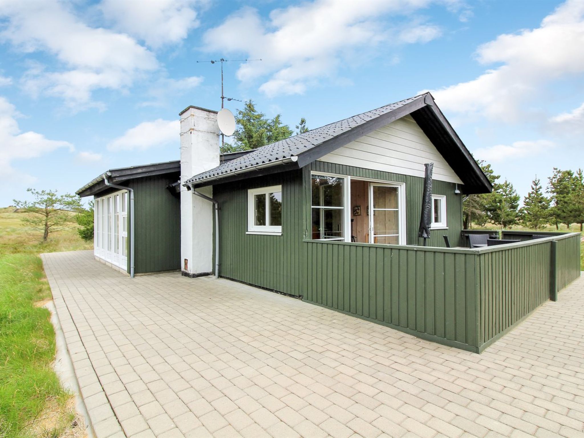 "Juste" - 2.2km from the sea - Buiten