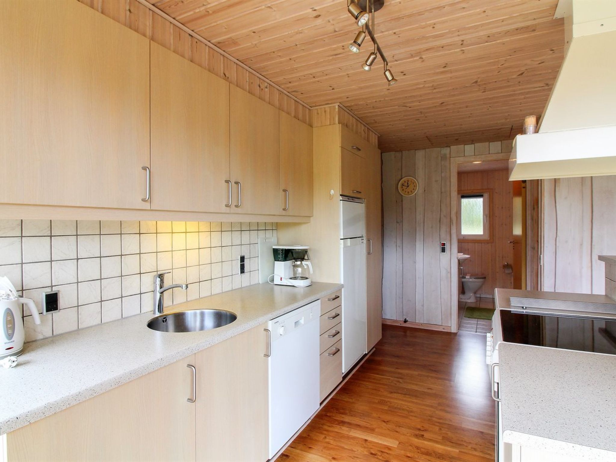 "Juste" - 2.2km from the sea