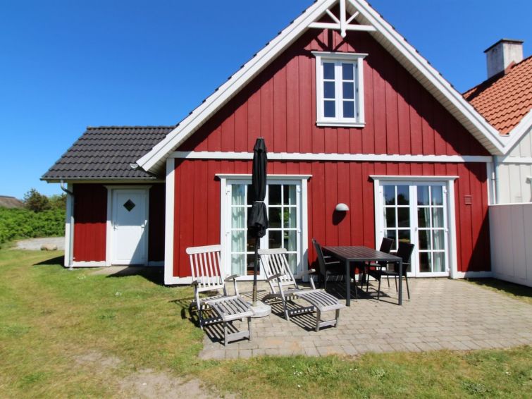 "Thoran" - from the sea", huis 2-kamers 84 m2. Het objekt is geschikt voor 4 volwassenen. Woonkamer met TV, radio en DVD. 1 kamer met 1 2-pers bed. 1 kamer met 1 2-pers bed. Keuken (4-pits kookplaat, ..