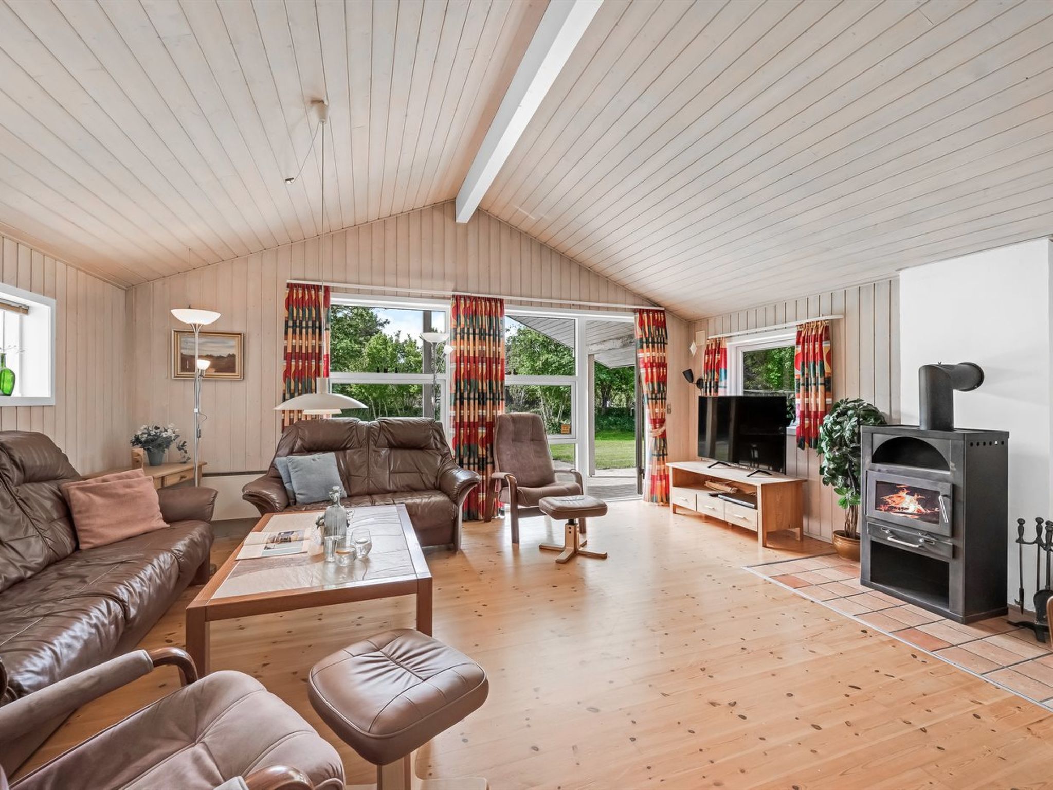 "Salla" - 1.2km from the sea - Drinnen
