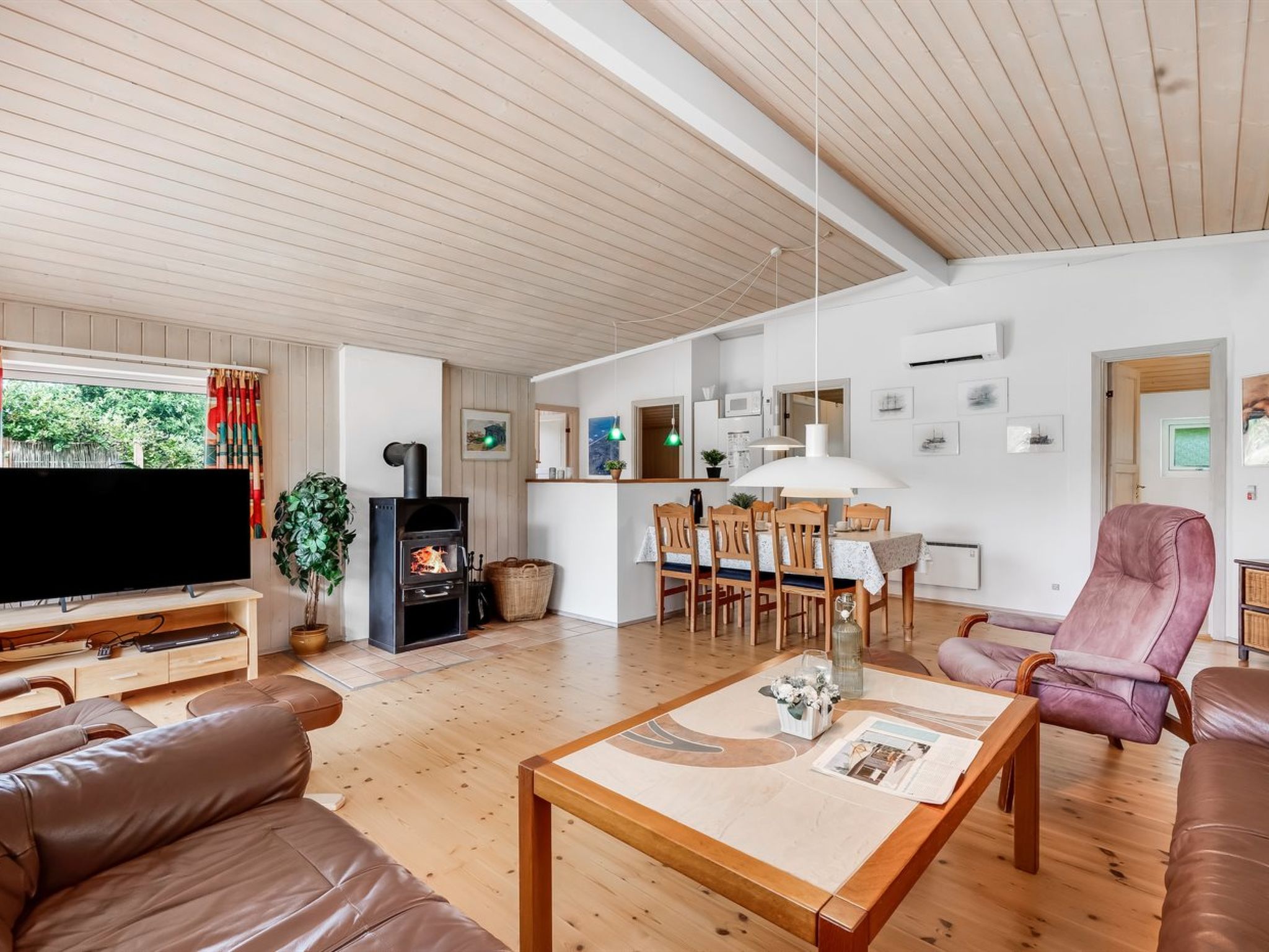"Salla" - 1.2km from the sea - Drinnen