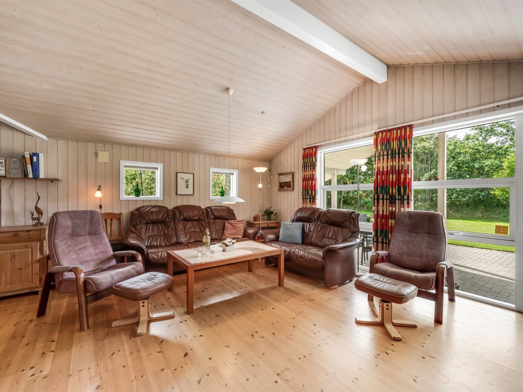 "Salla" - 1.2km from the sea-Binnen
