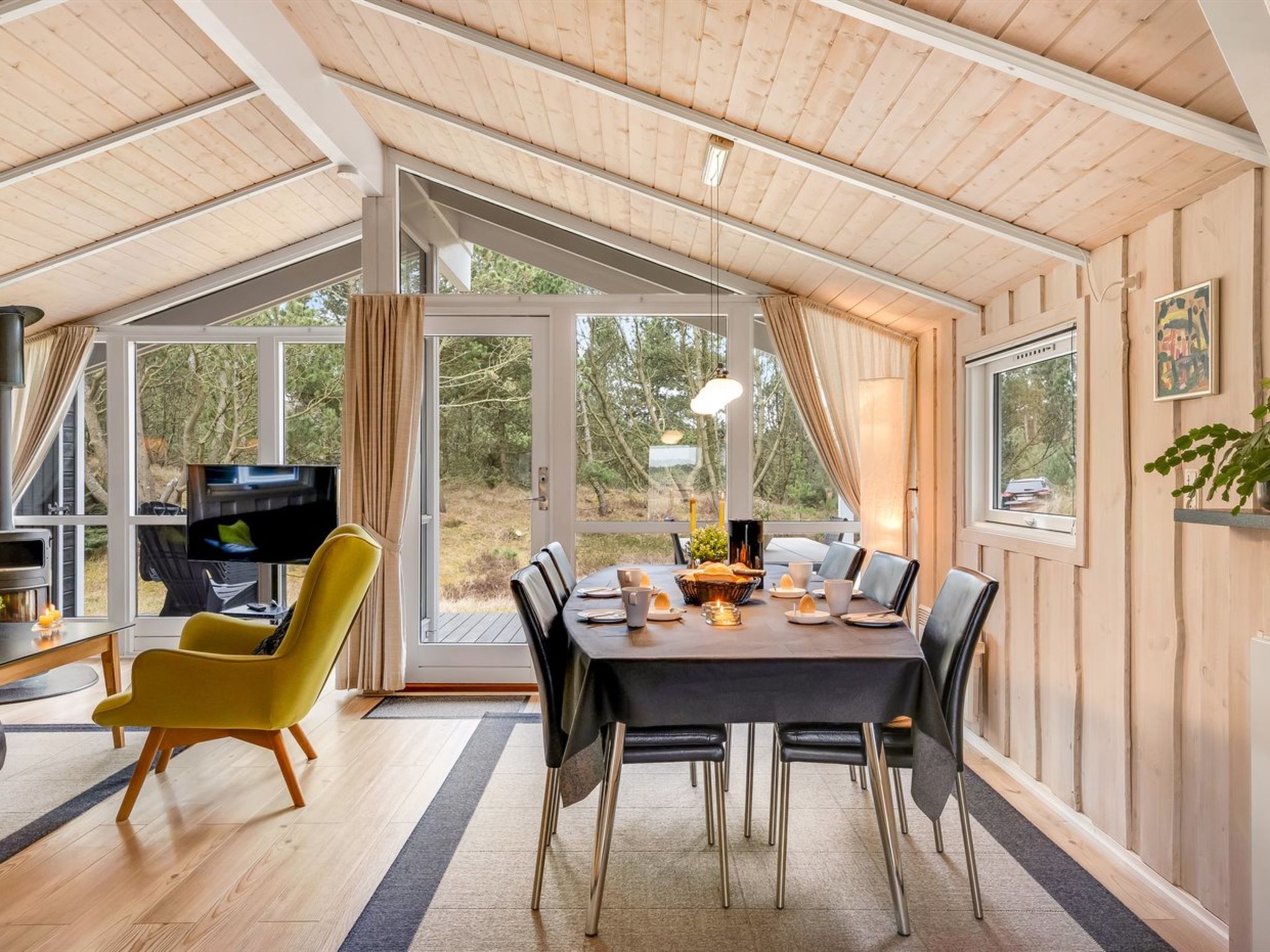 "Abiorn" - 2.5km from the sea