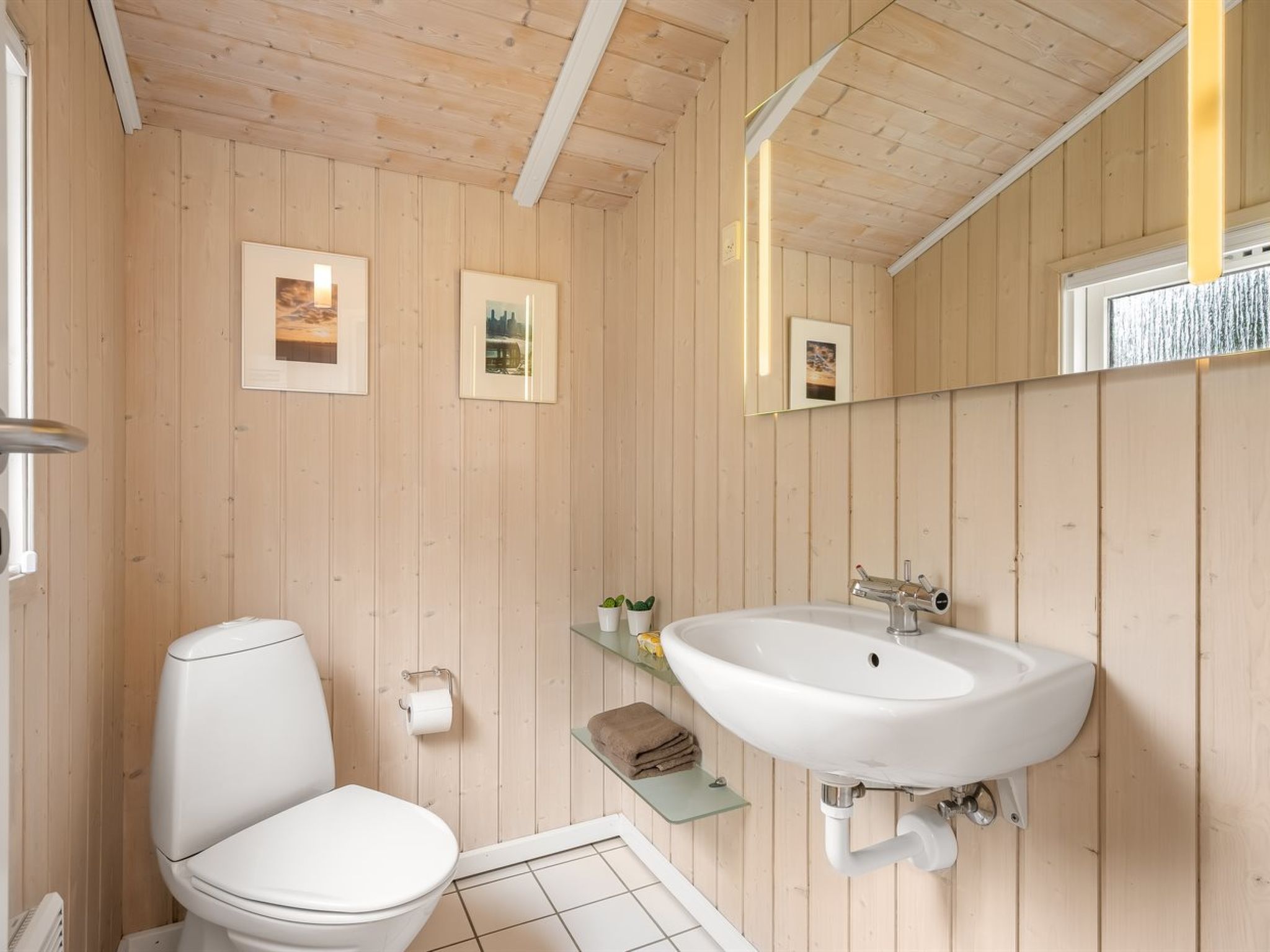 "Abiorn" - 2.5km from the sea - Binnen