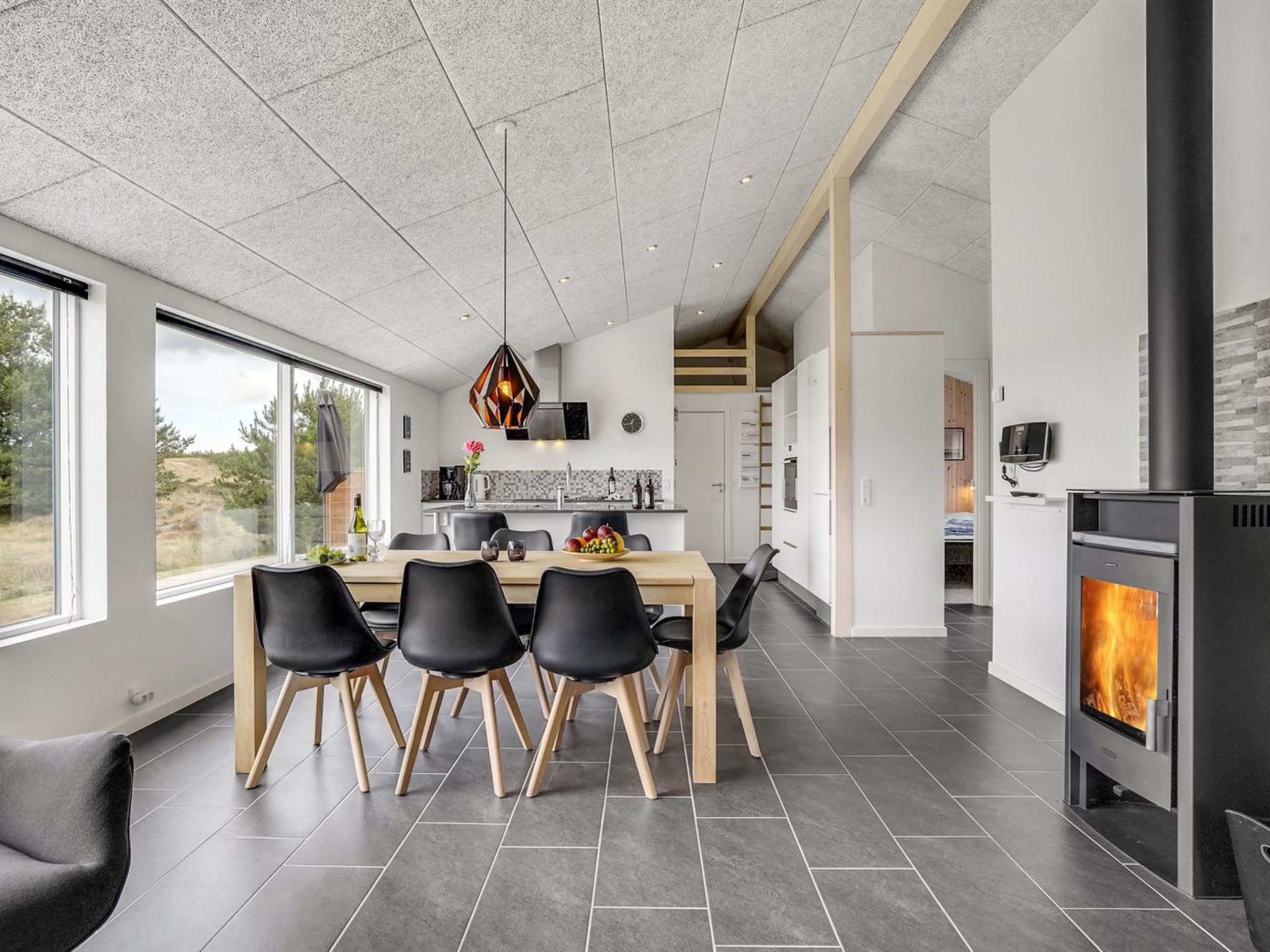 "Soili" - 1.2km from the sea - Binnen