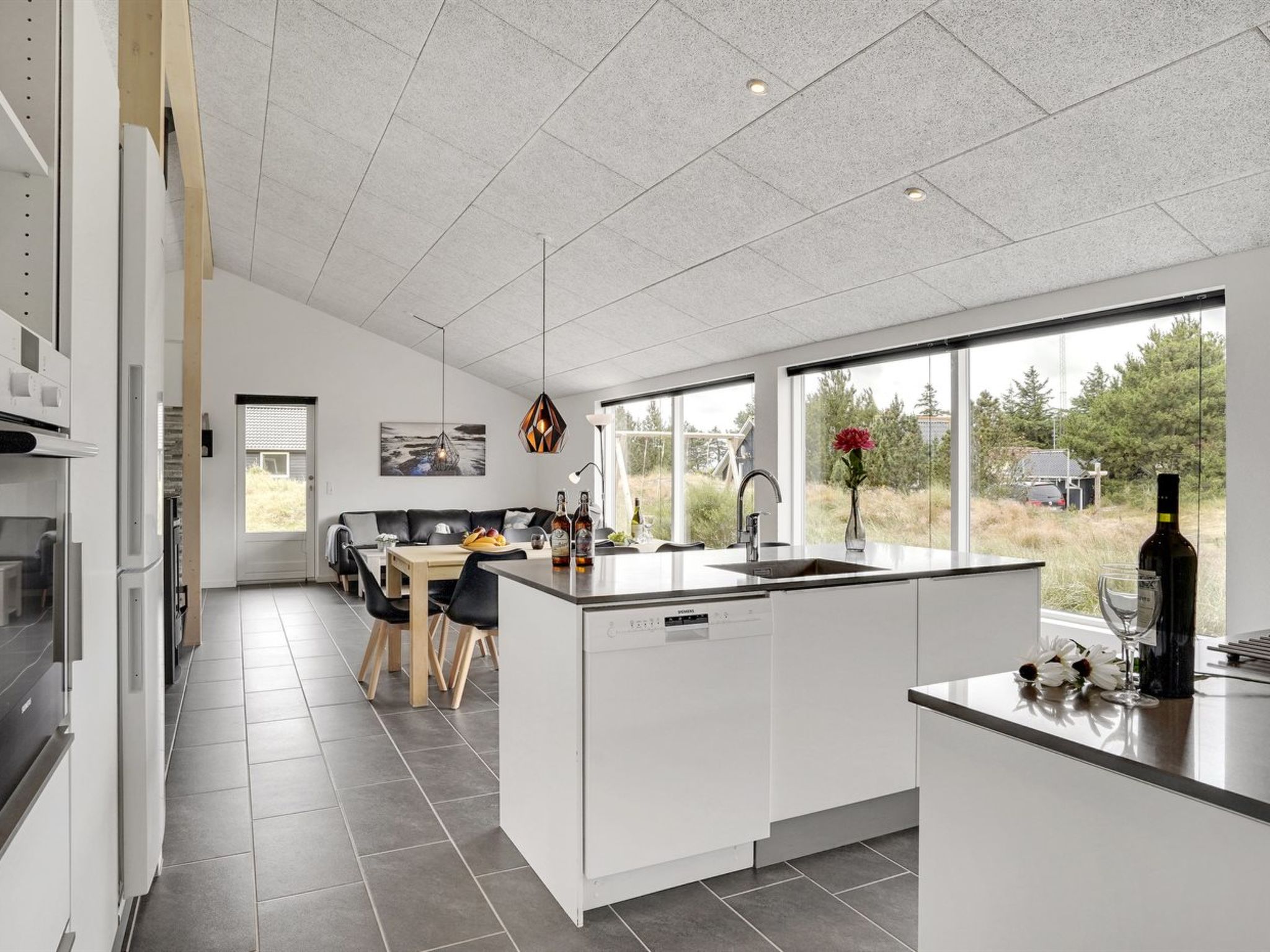"Soili" - 1.2km from the sea - Binnen