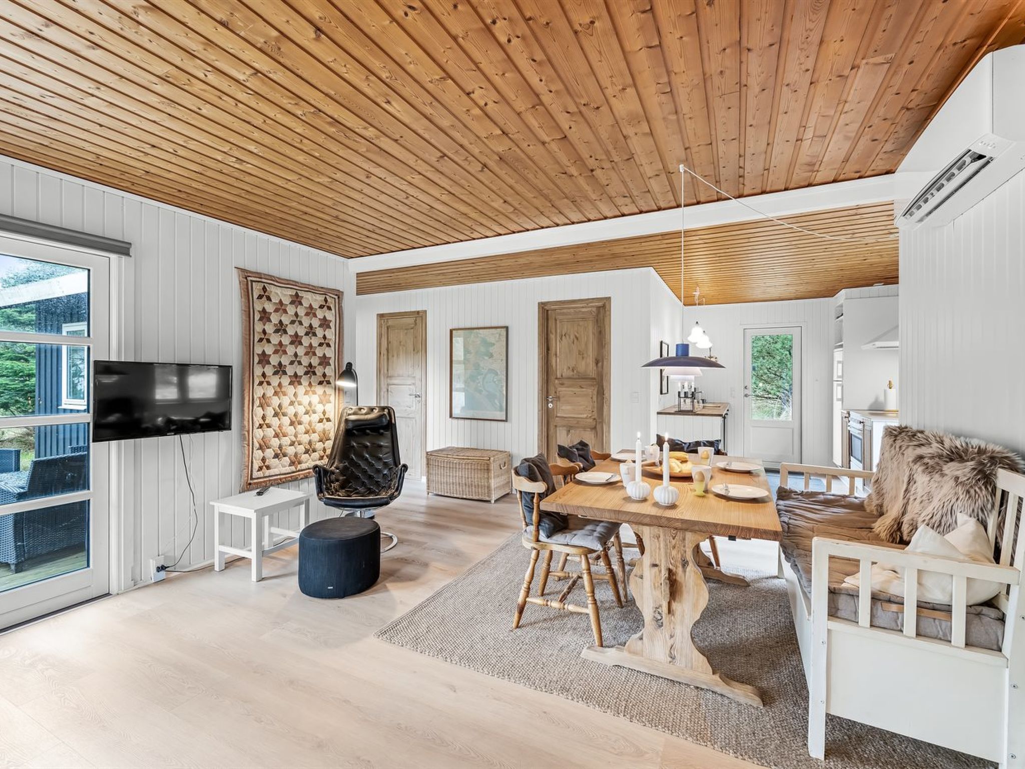 "Magrete" - 900m from the sea - Binnen