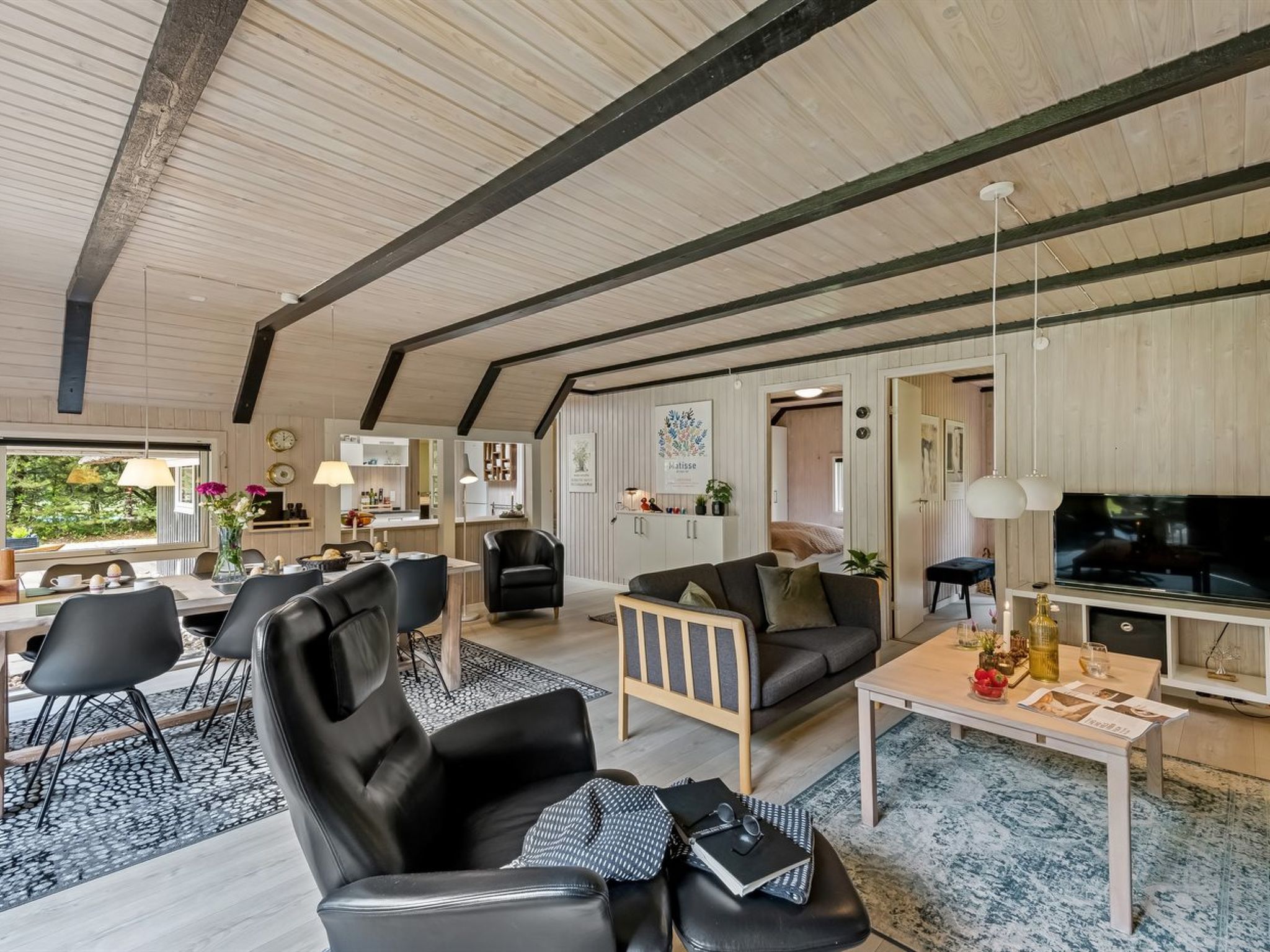 "Arttu" - 2.4km from the sea