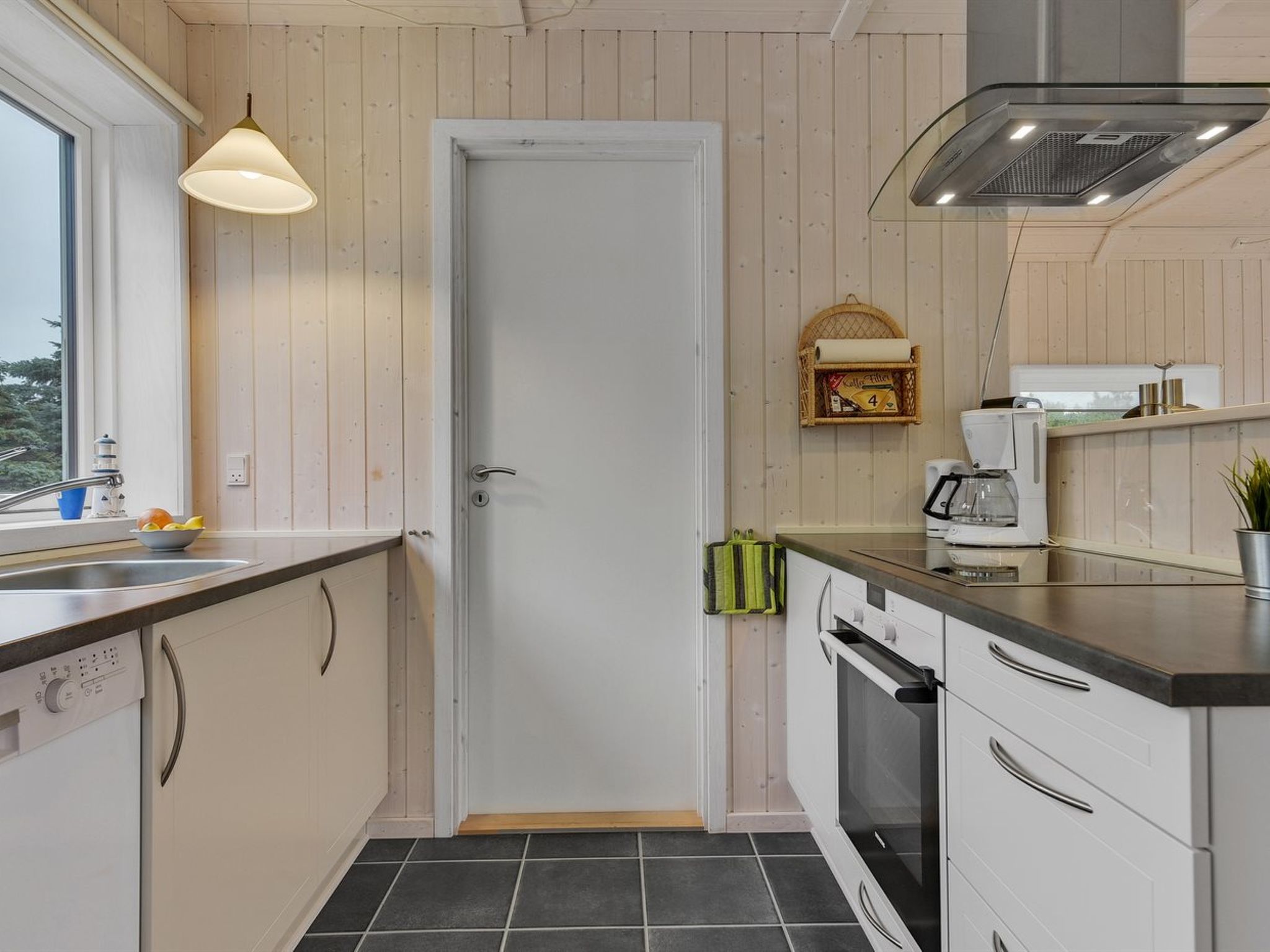 "Tinemarie" - 200m from the sea - Binnen