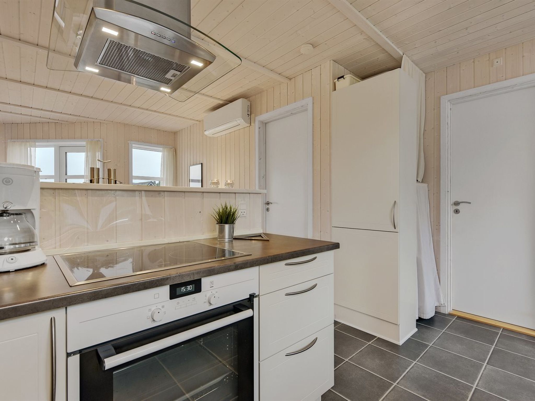 "Tinemarie" - 200m from the sea - Binnen