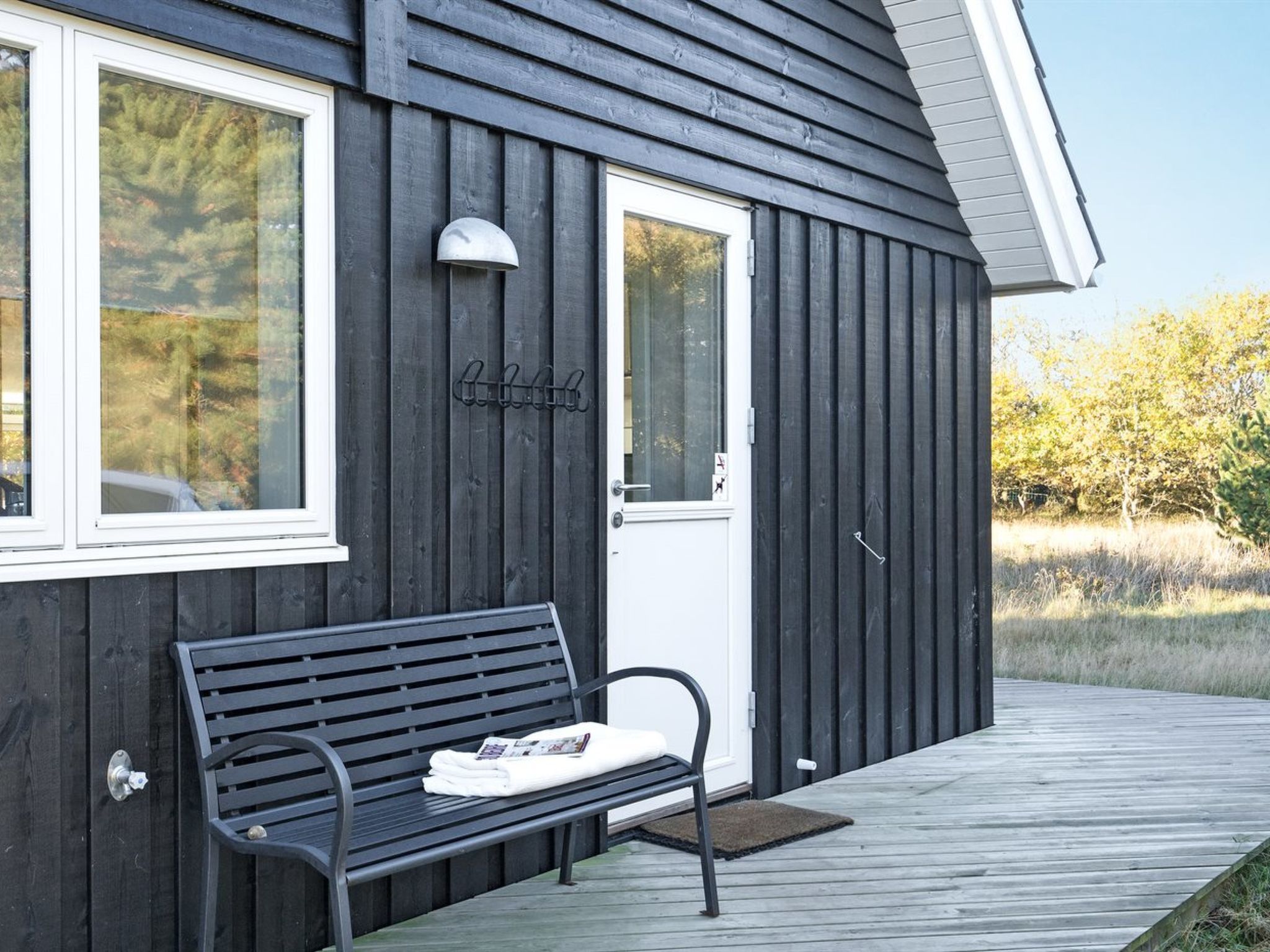 "Tinemarie" - 200m from the sea - Buiten