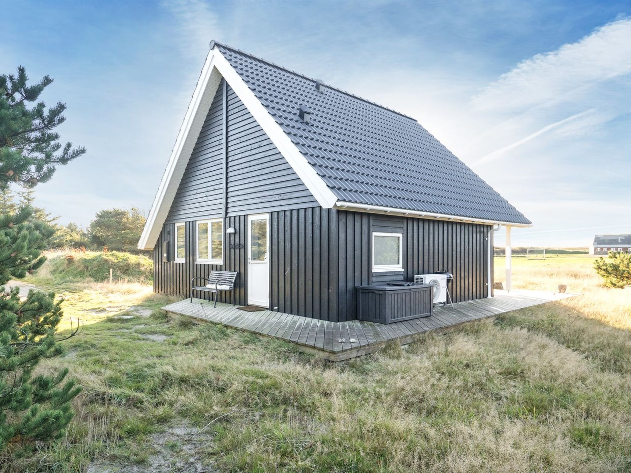 "Tinemarie" - 200m from the sea - Buiten