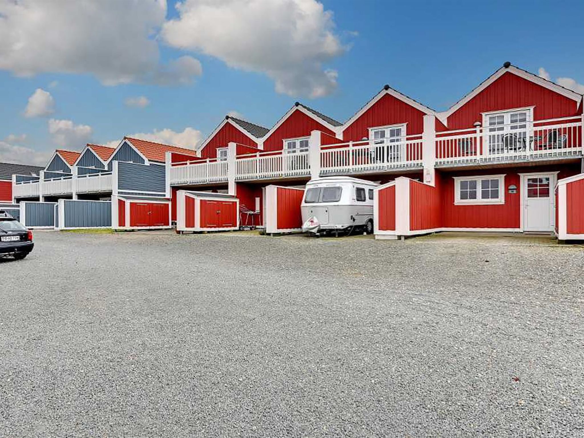 "Guthir" - 1.2km from the sea-Buiten