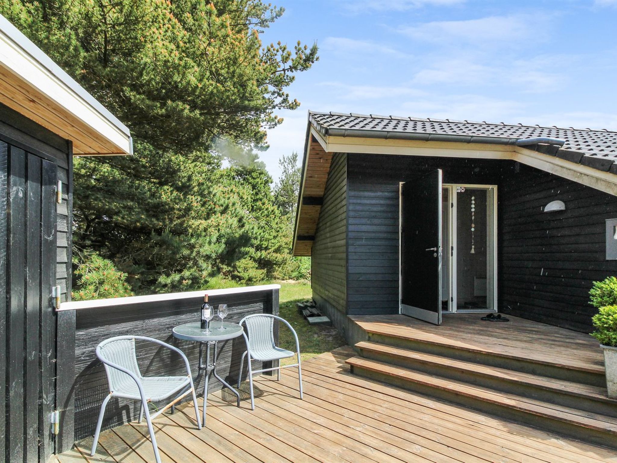 "Medard" - 2km from the sea