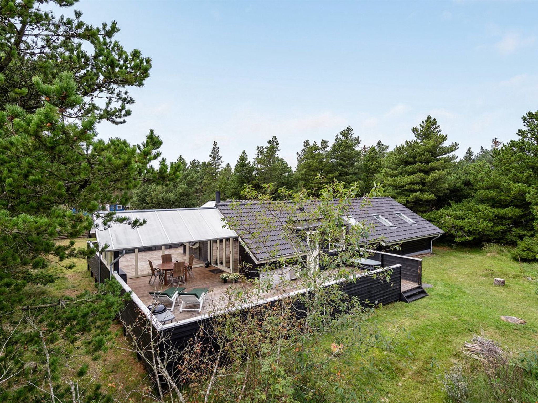 "Medard" - 2km from the sea