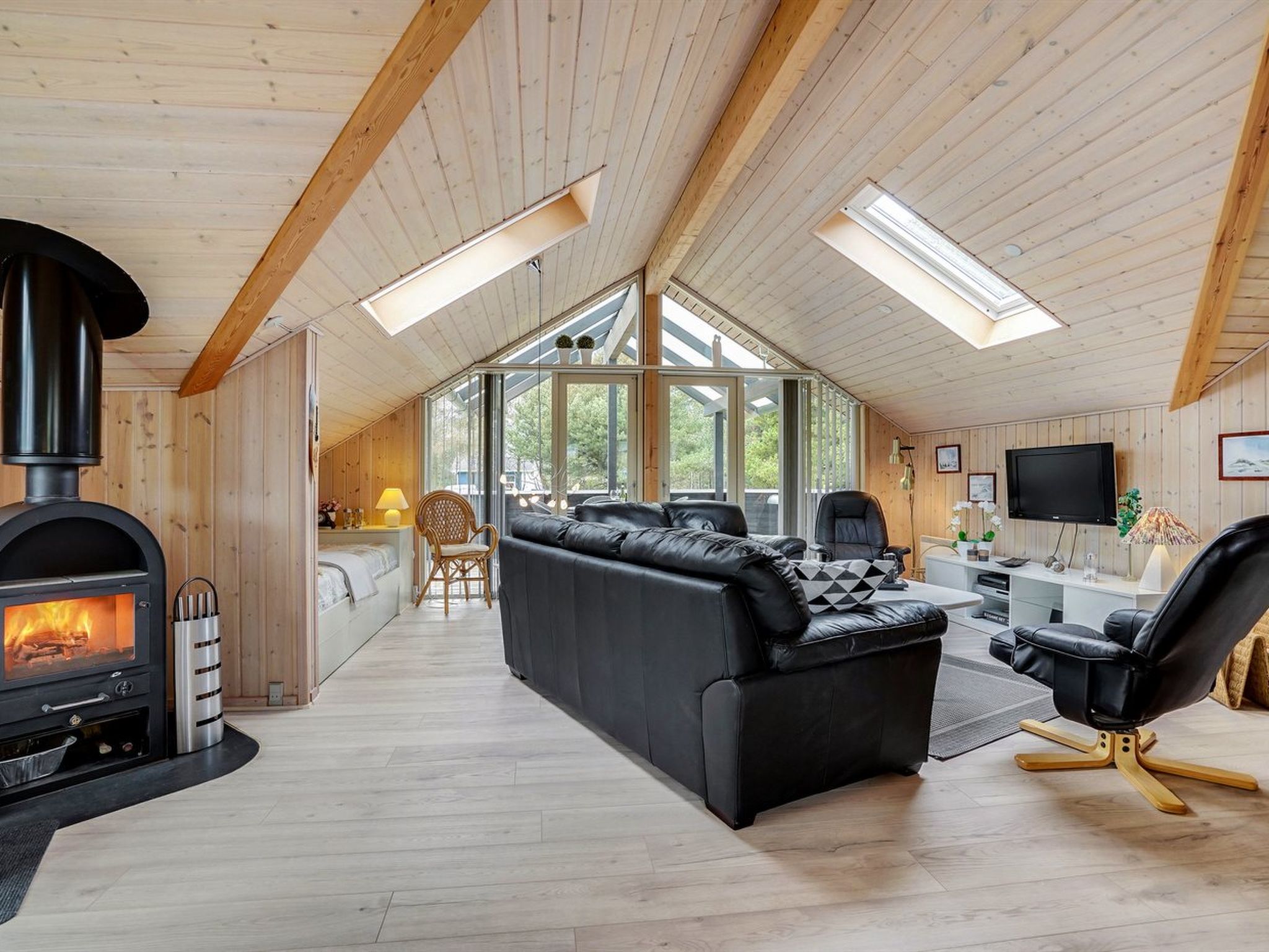 "Medard" - 2km from the sea - Inside