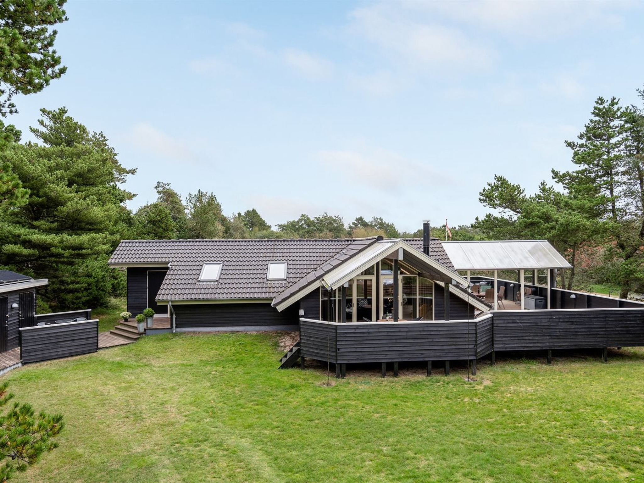 "Medard" - 2km from the sea - Outside
