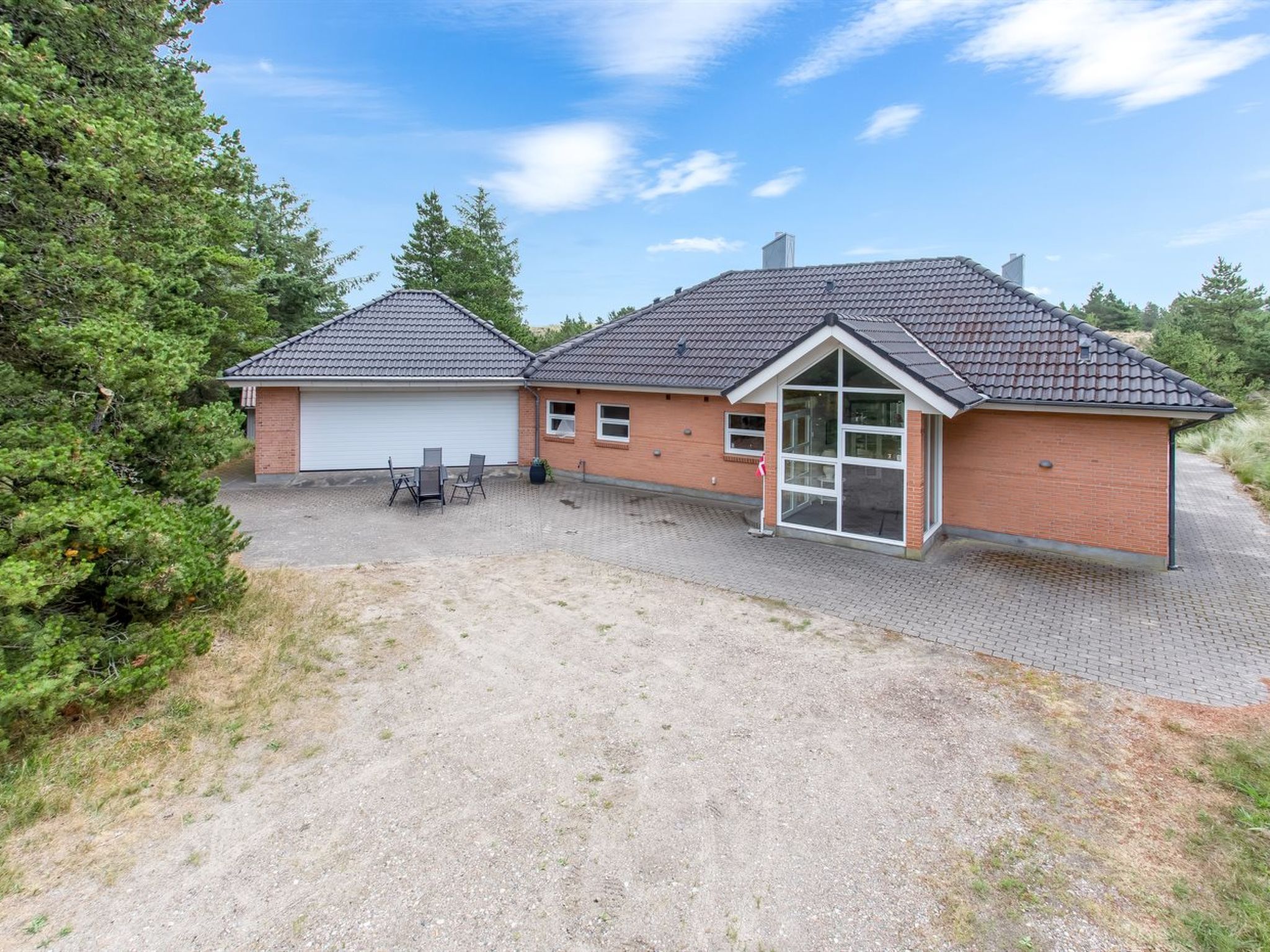 "Sjamme" - 1.2km from the sea-Buiten