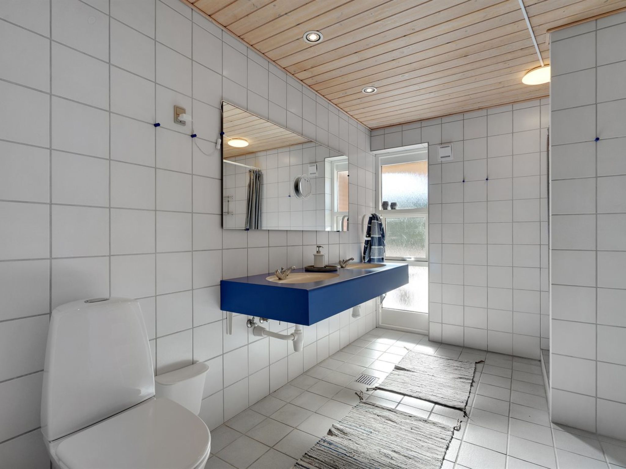 "Harpa" - 2.5km from the sea - Binnen