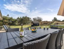 Ruime vakantiewoning met privézwembad en sauna op 800m van de zee in Blåvand - thumbnail 2