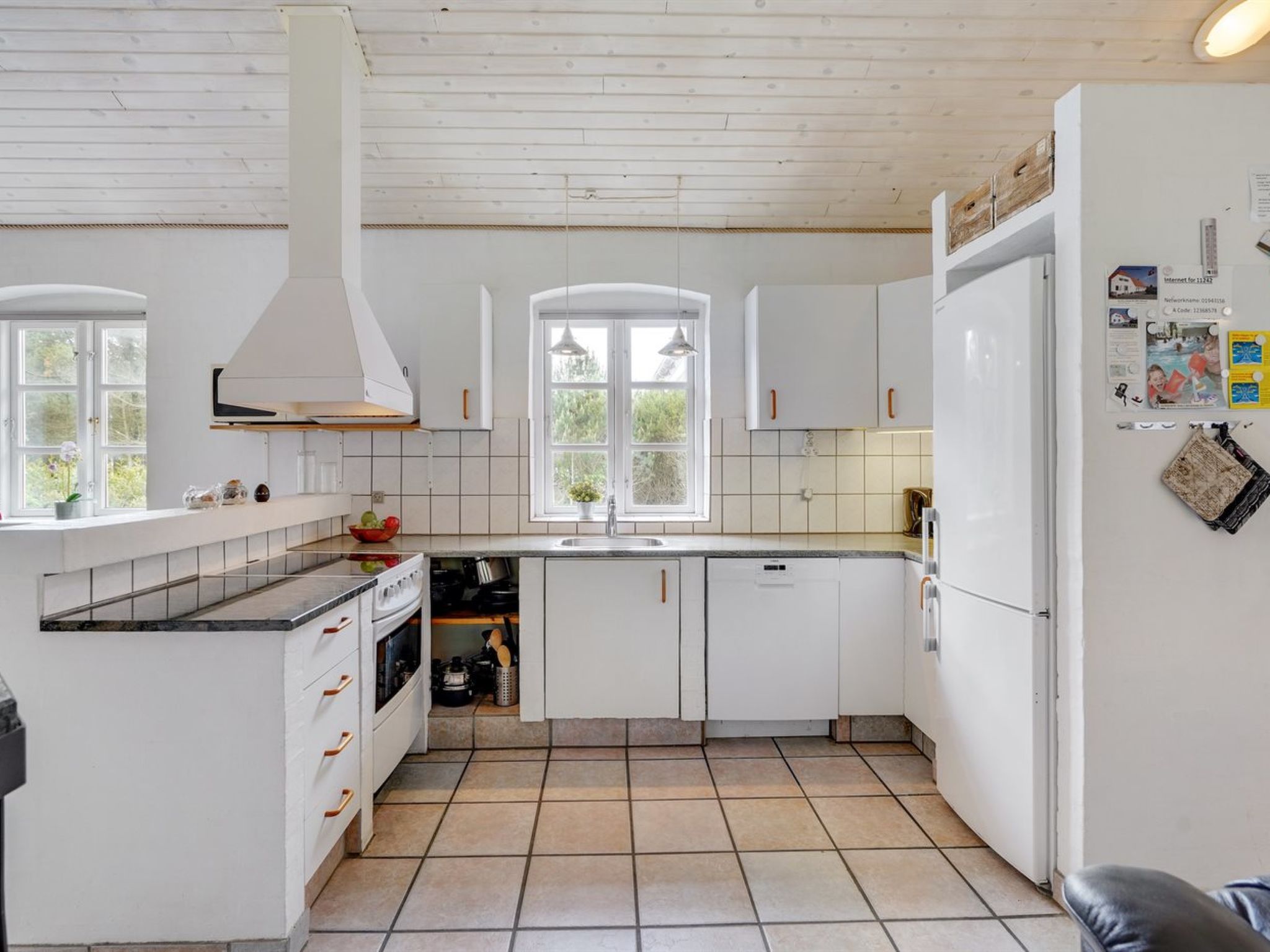 "Kalotta" - 3.2km from the sea - Drinnen