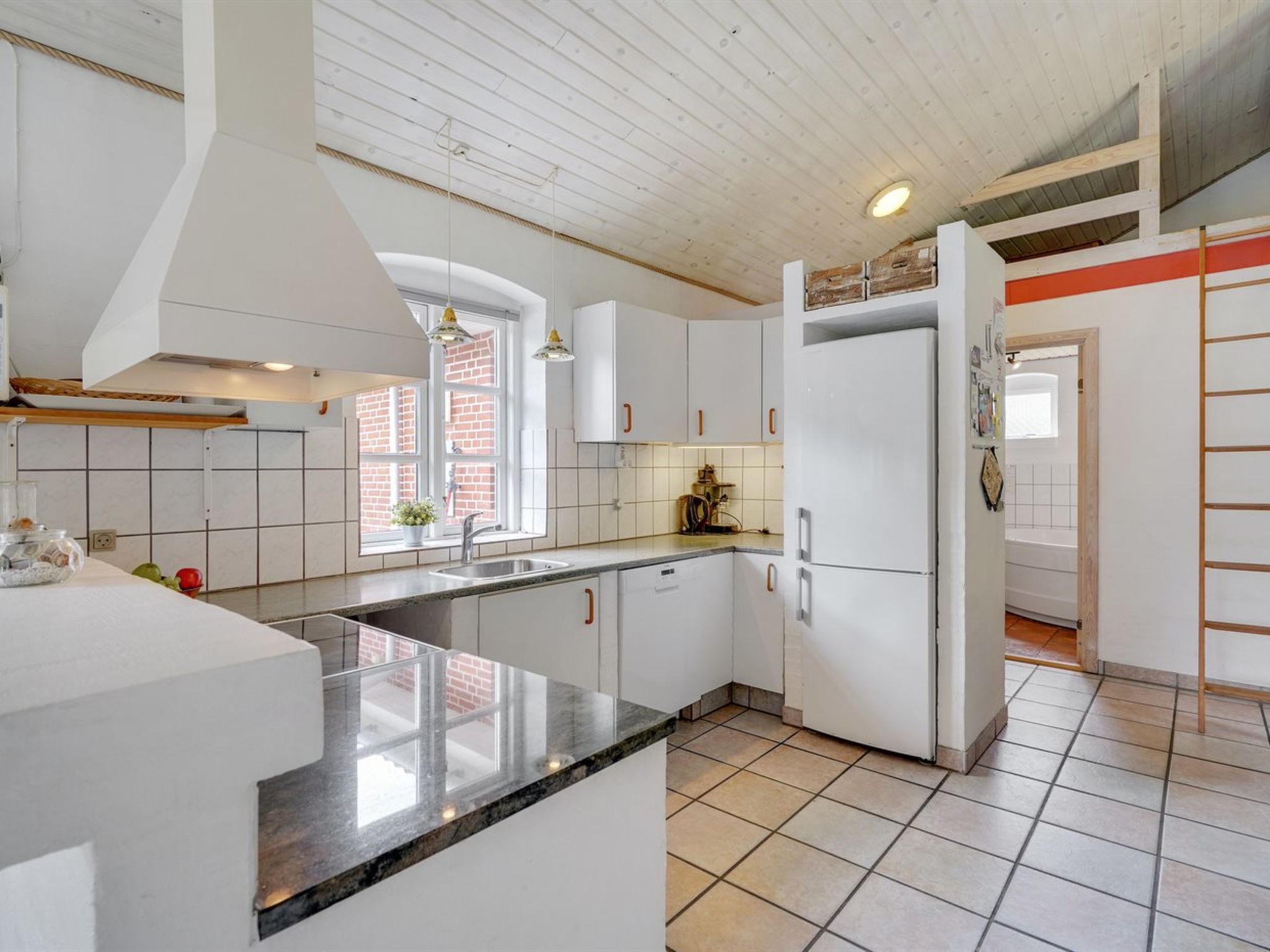 "Kalotta" - 3.2km from the sea - Drinnen