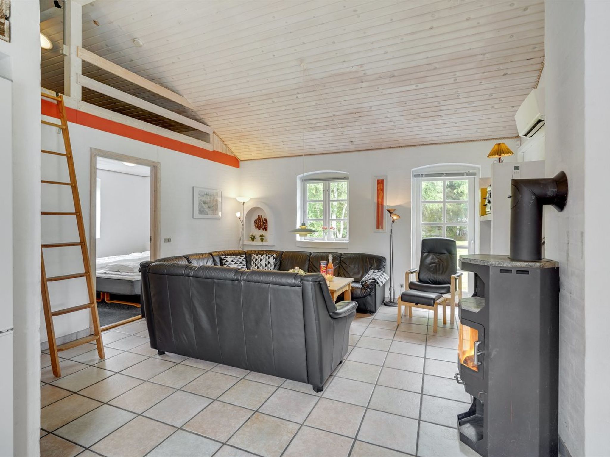 "Kalotta" - 3.2km from the sea - Drinnen