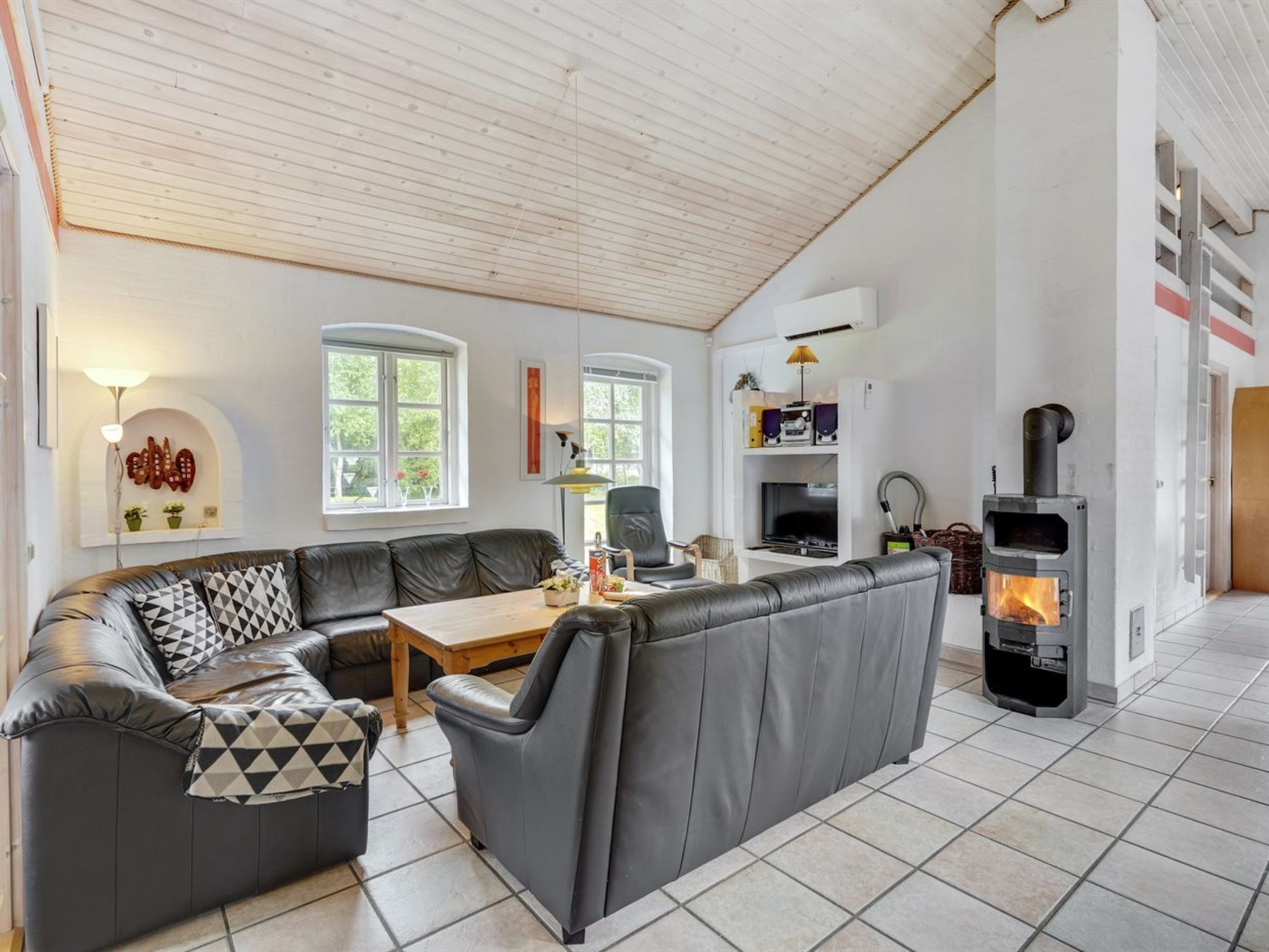 "Kalotta" - 3.2km from the sea - Drinnen