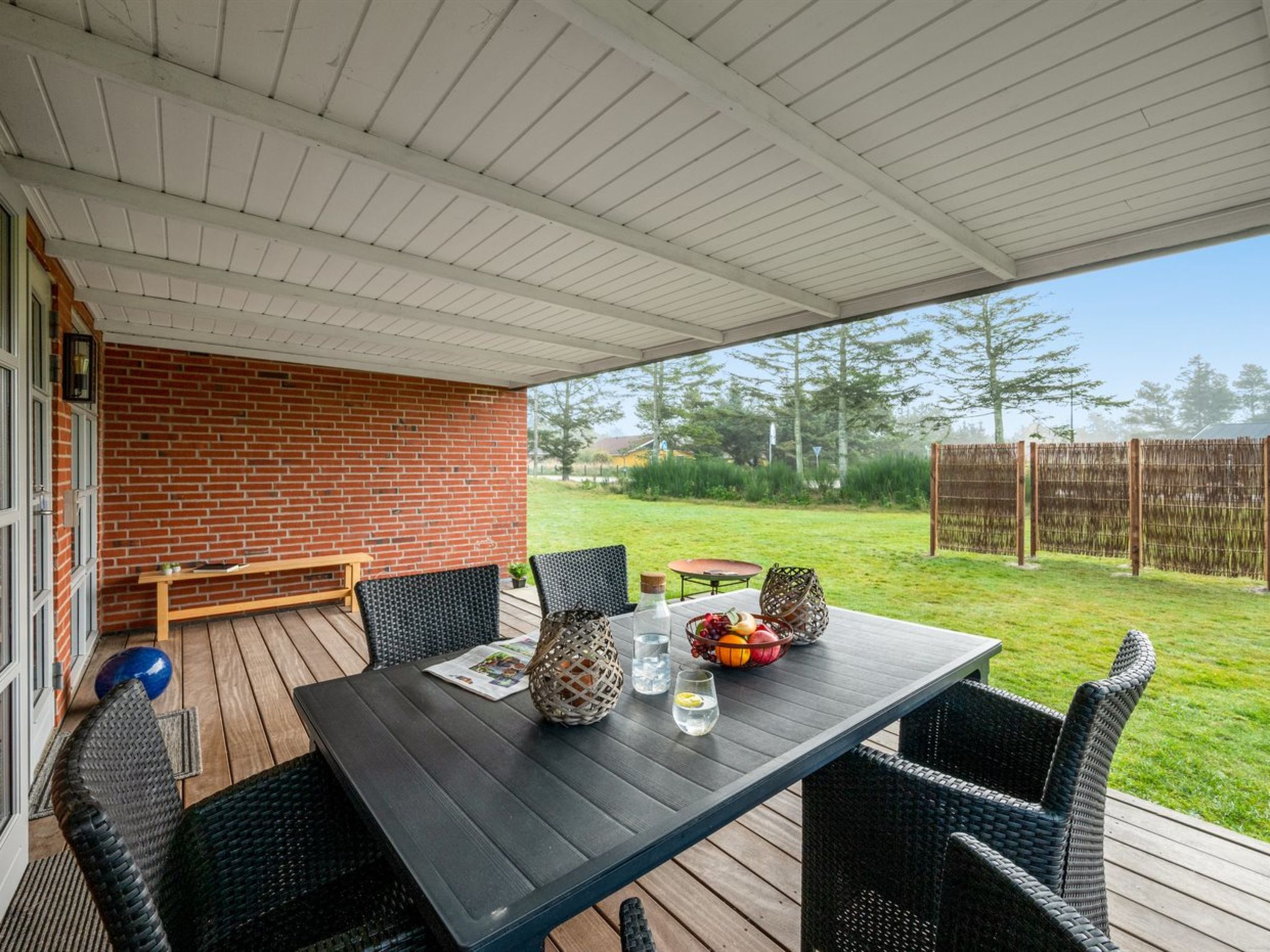 "Agni" - 800m from the sea-Draußen