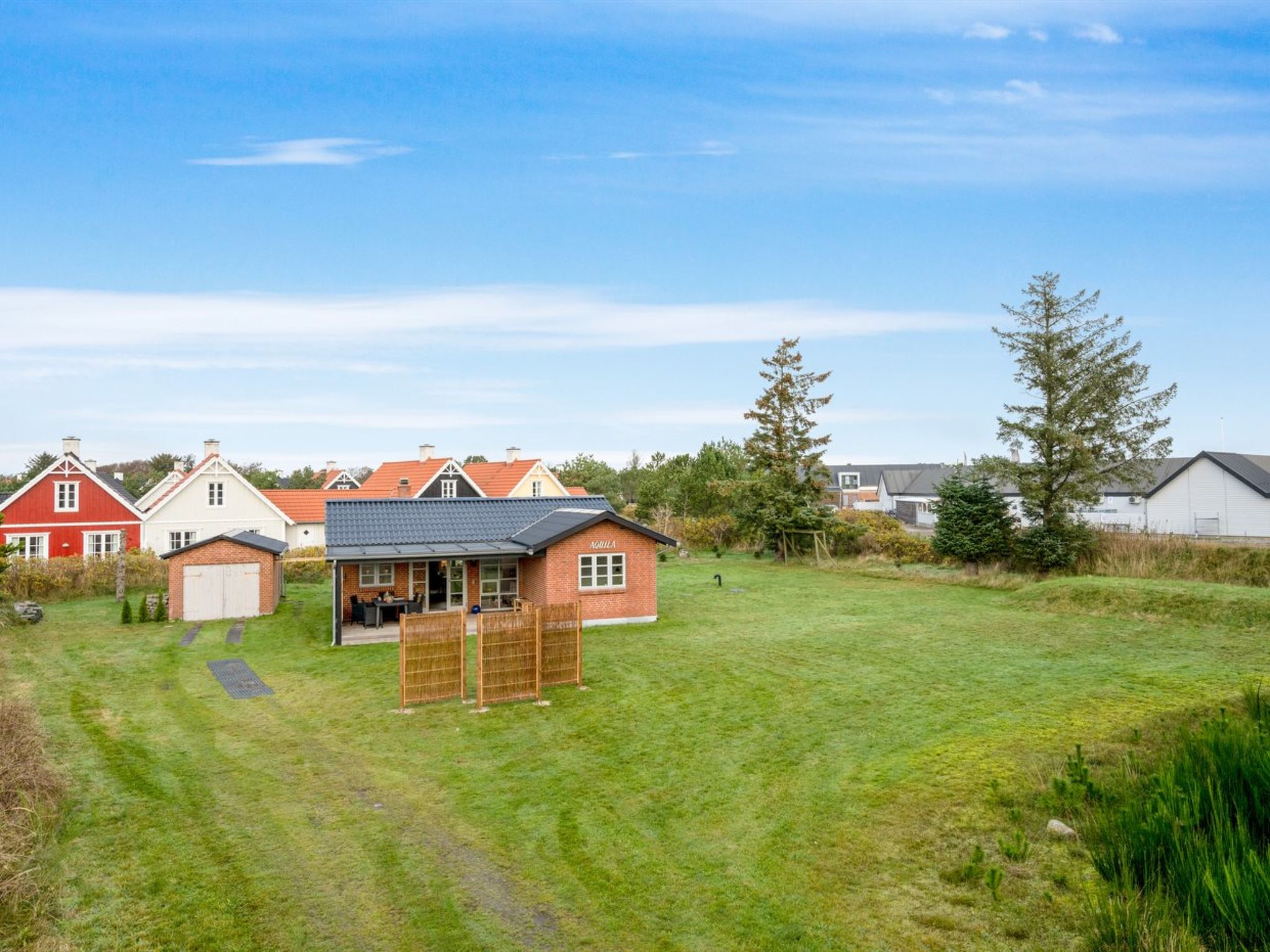 "Agni" - 800m from the sea-Draußen