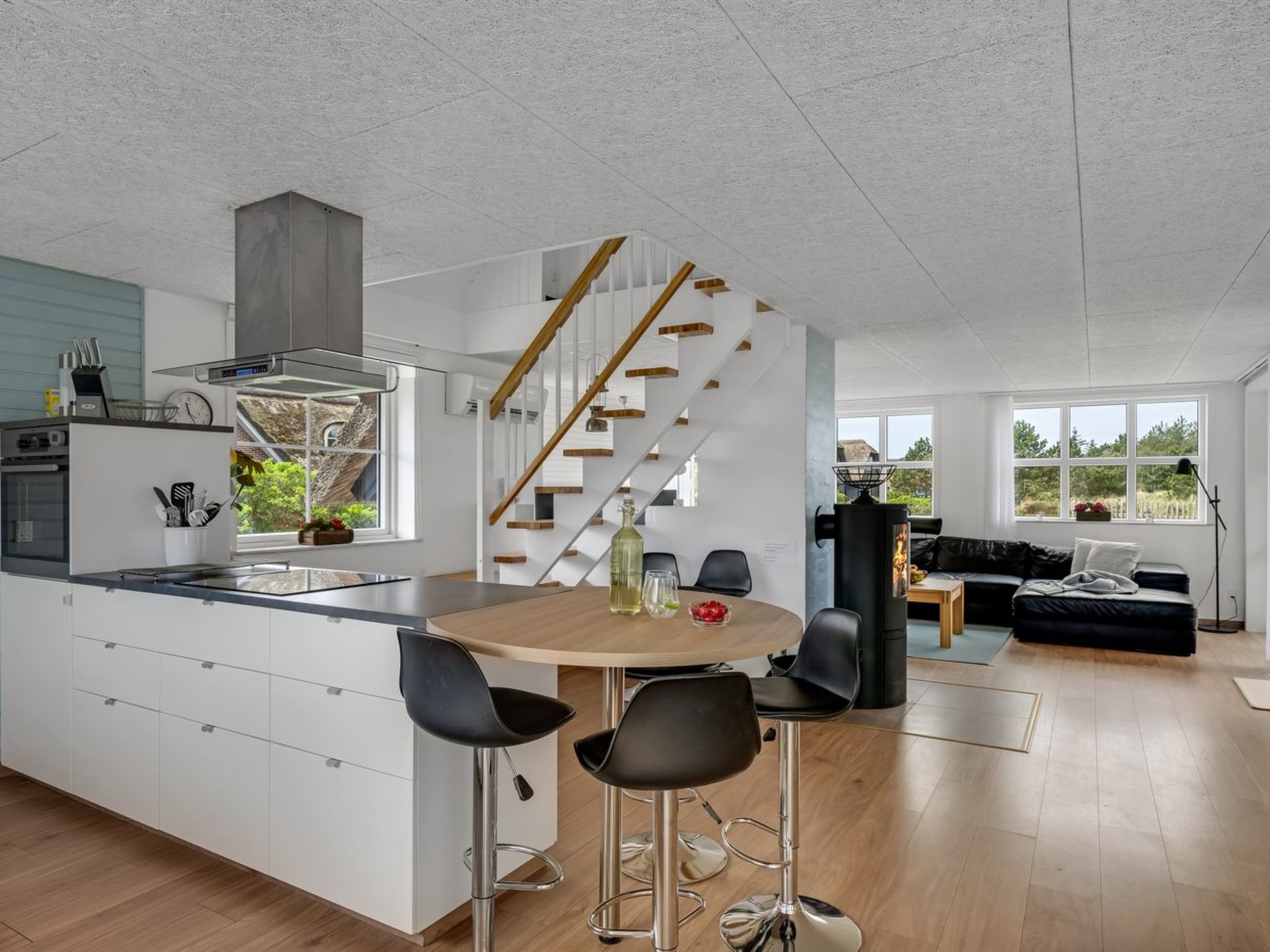 "Vangel" - 500m from the sea - Binnen