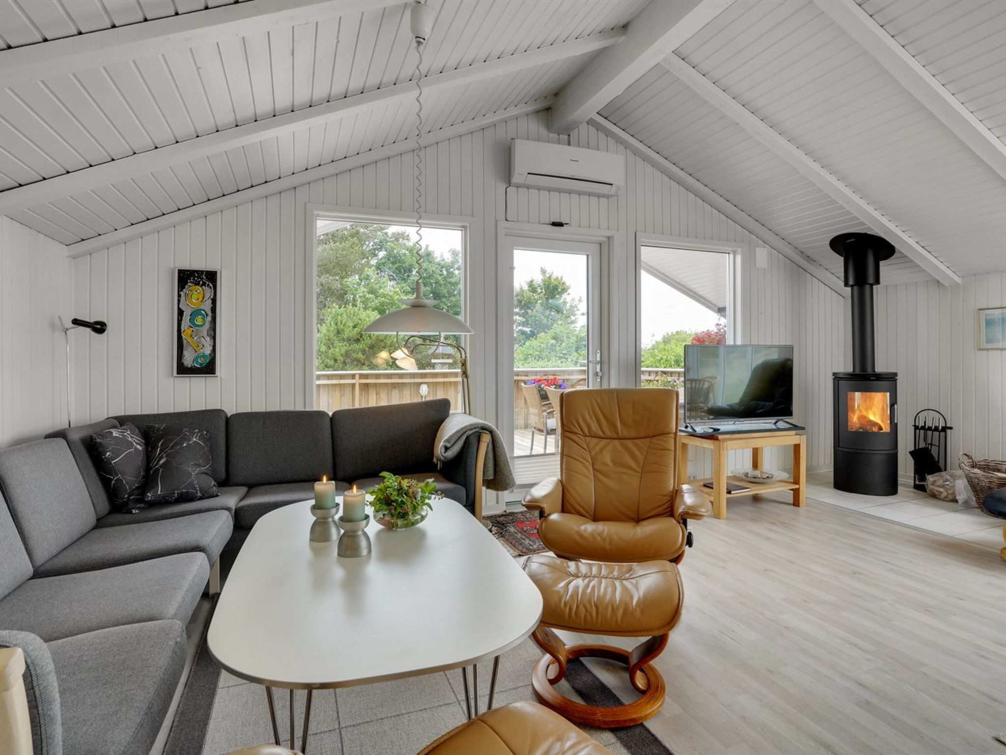 "Arlette" - 1.8km from the sea-Dedans