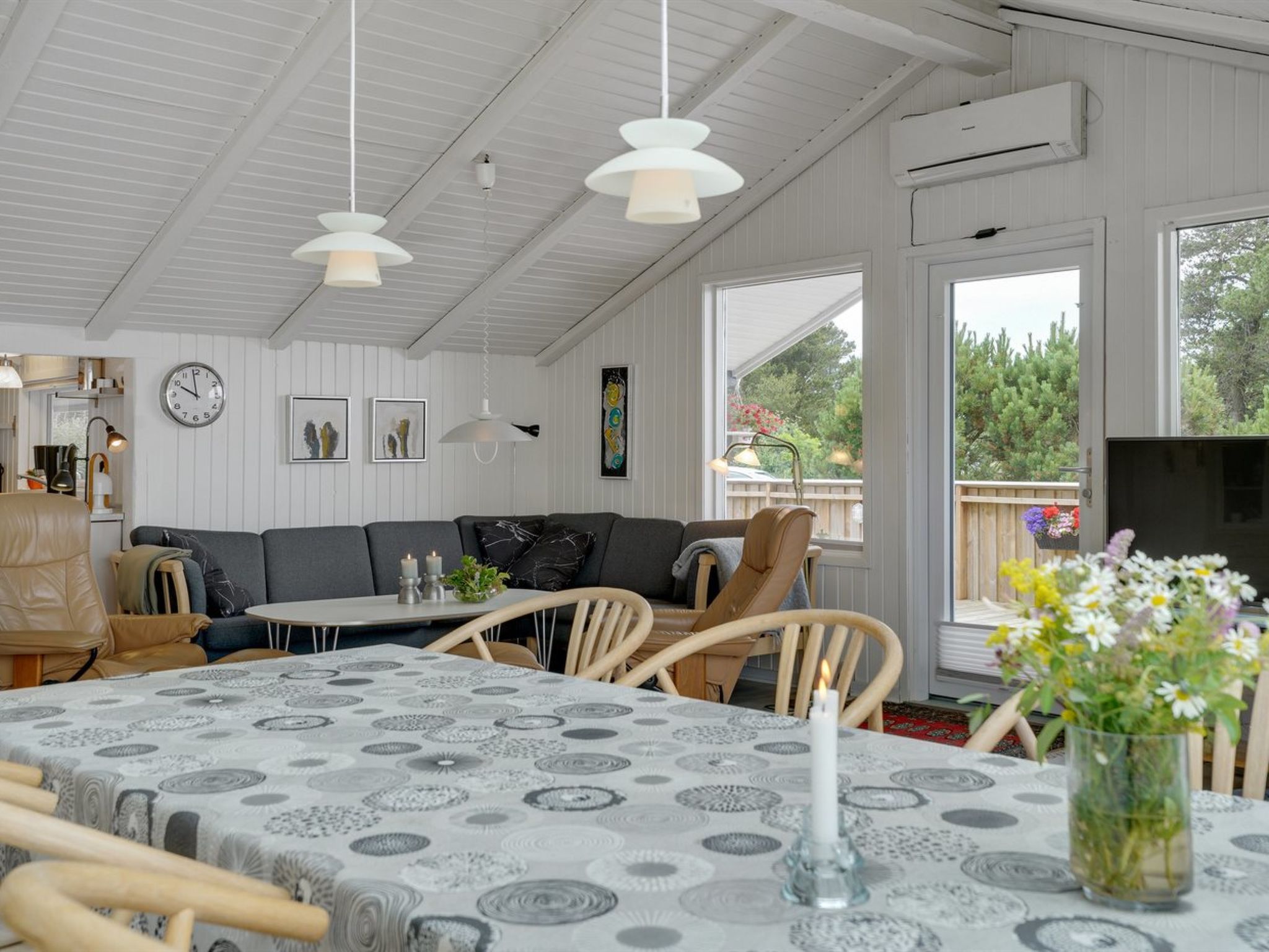 "Arlette" - 1.8km from the sea-Dedans