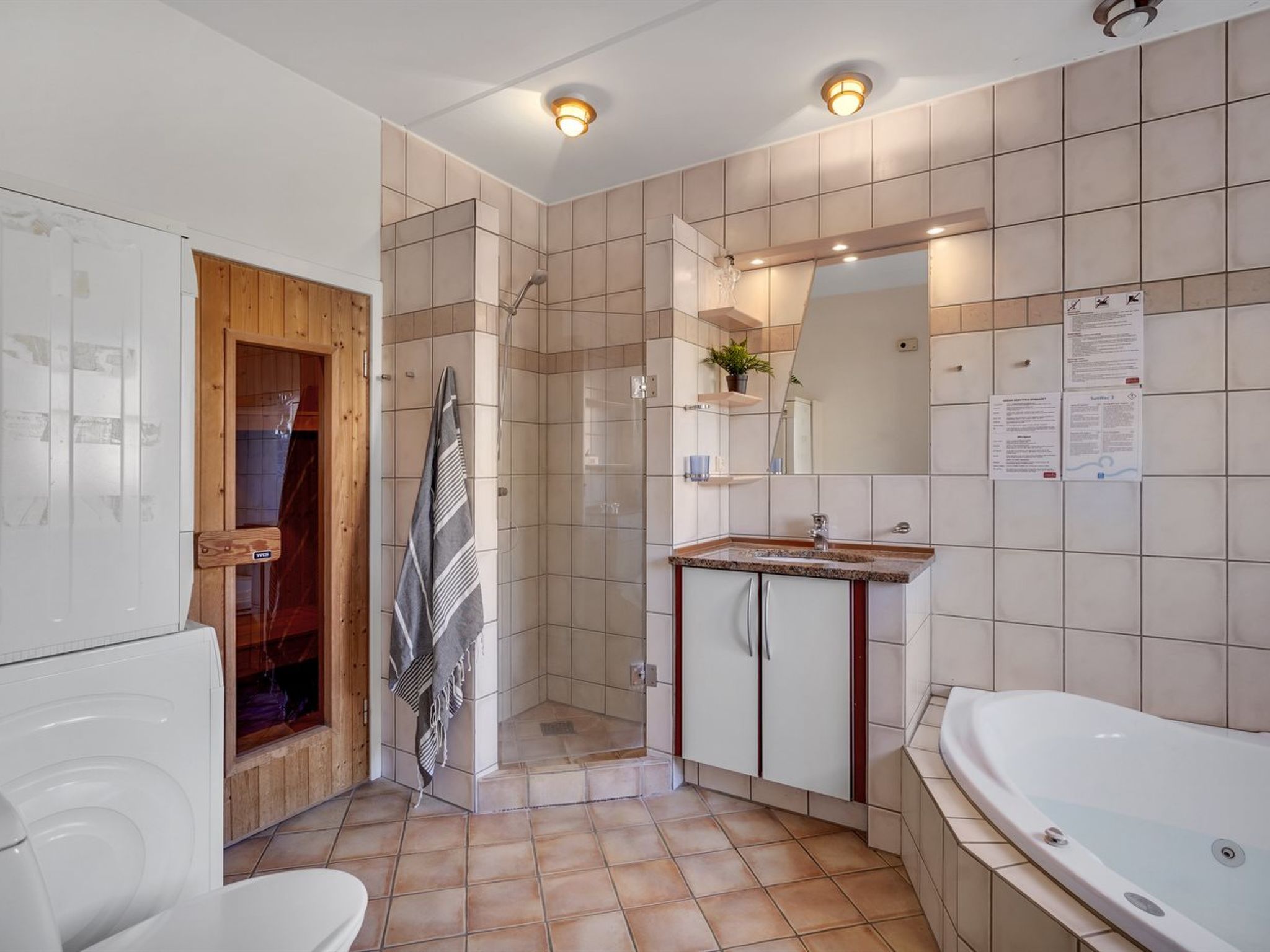 "Oneida" - 800m from the sea - Dedans