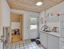 Vicktoria: Luxe familievilla met zwembad en sauna, 500m van het strand - thumbnail 4