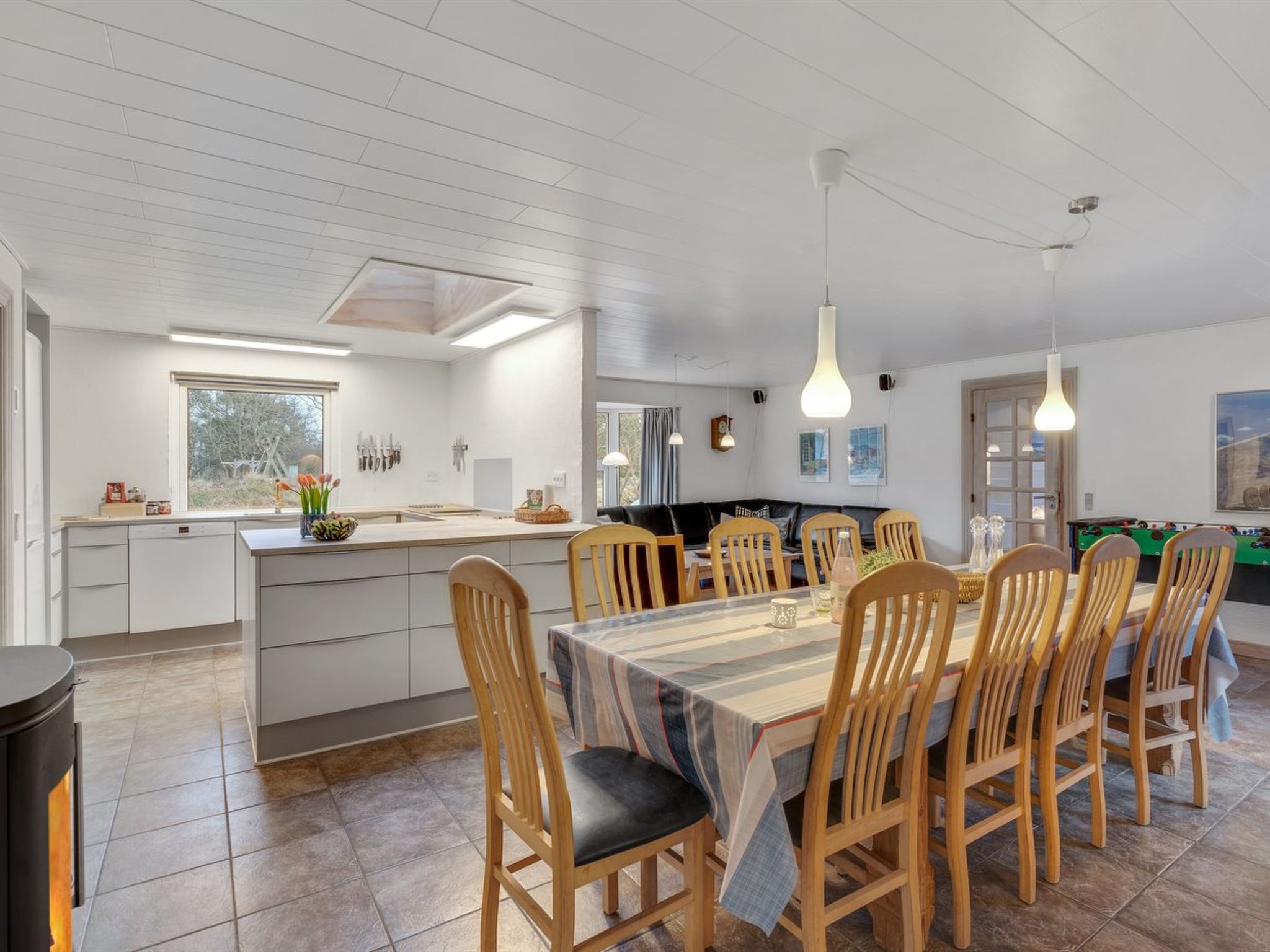 "Vicktoria" - 500m to the fjord-Binnen