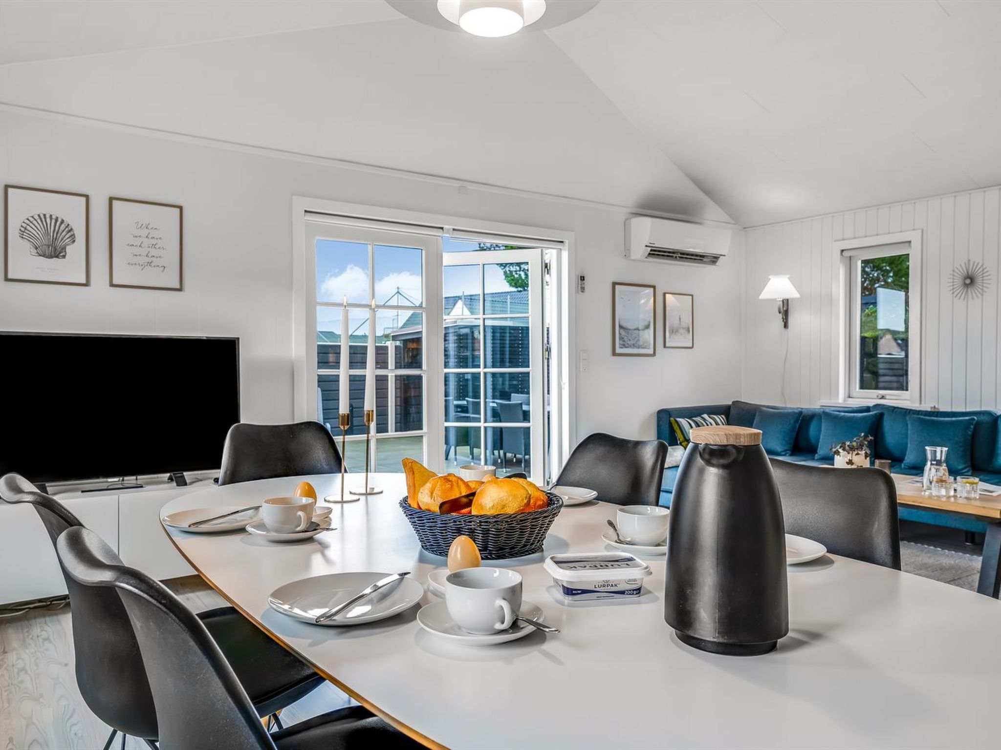 "Aila" - 1.4km from the sea - Inside