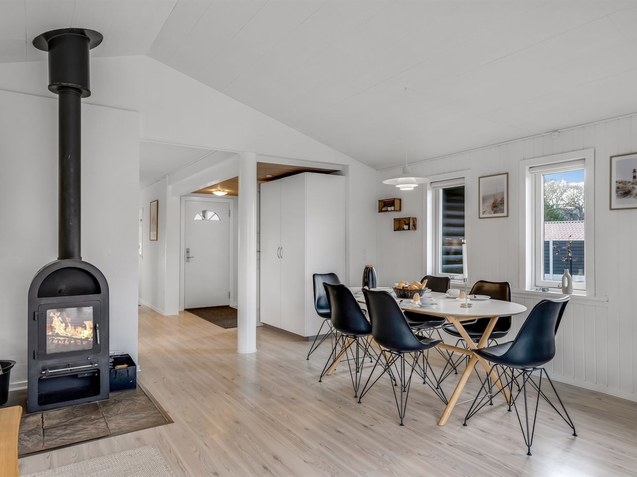 "Aila" - 1.4km from the sea - Inside