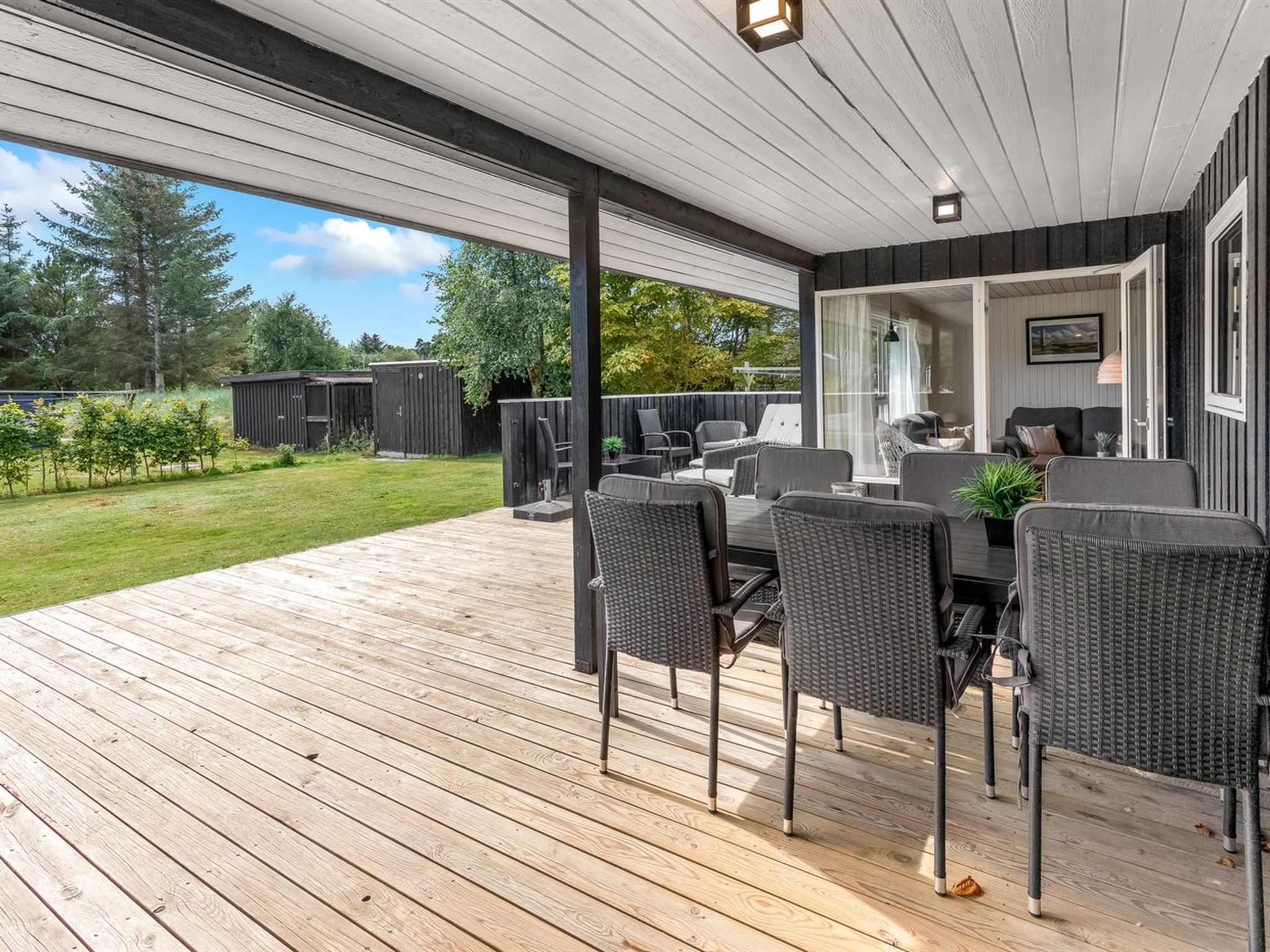 "Aurel" - 750m from the sea - Draußen