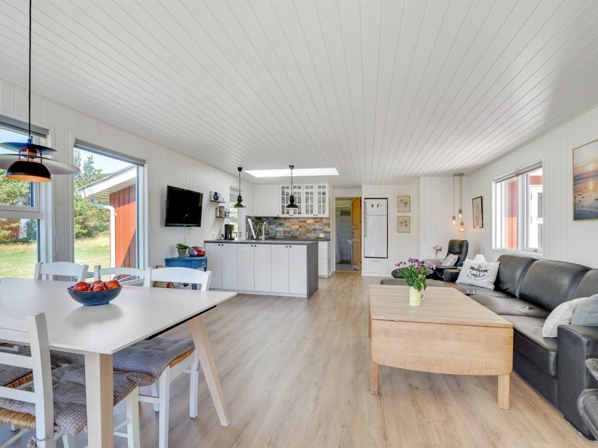 "Thorvor" - 1.5km from the sea - Binnen