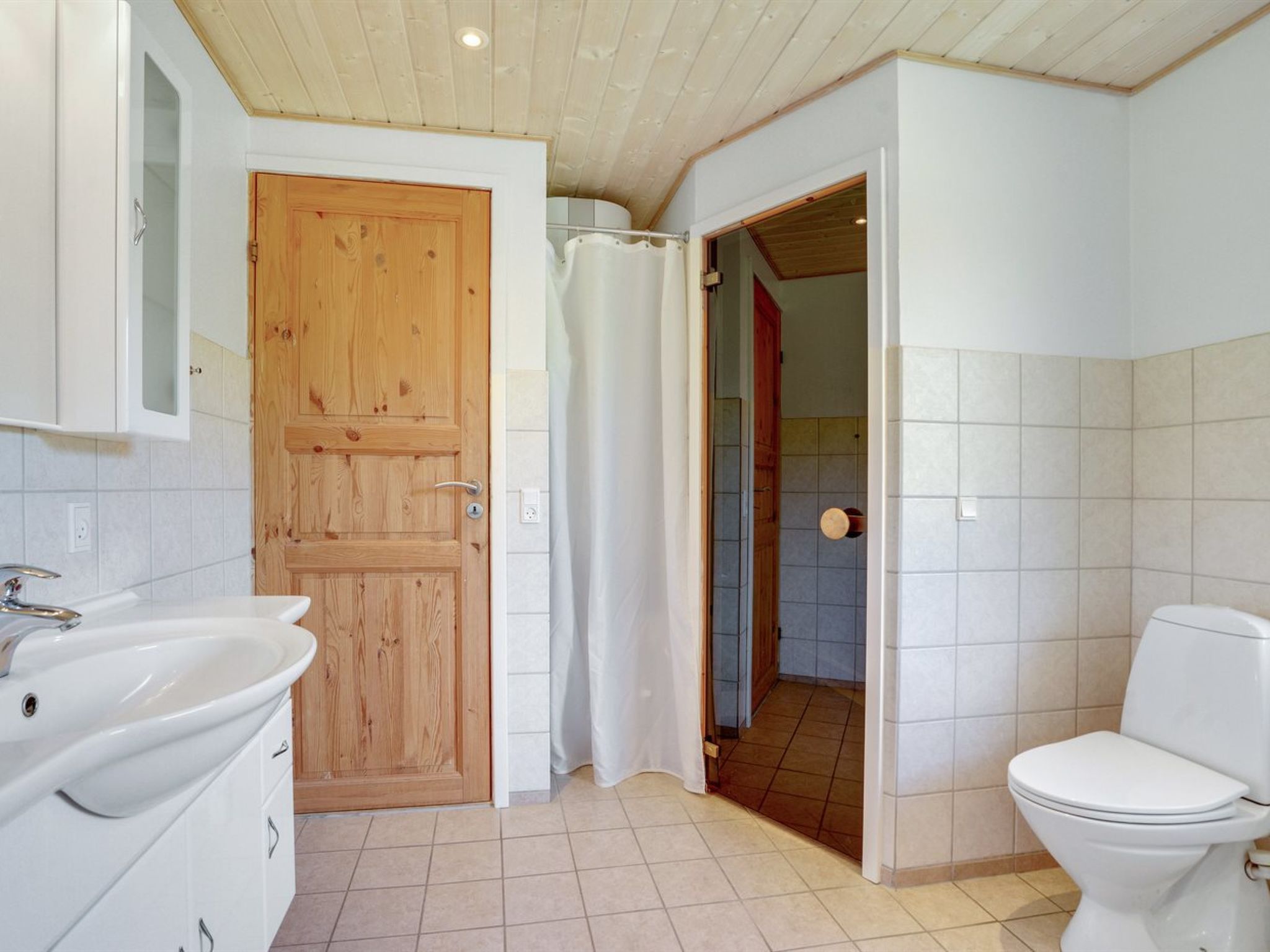 "Thorvor" - 1.5km from the sea - Binnen