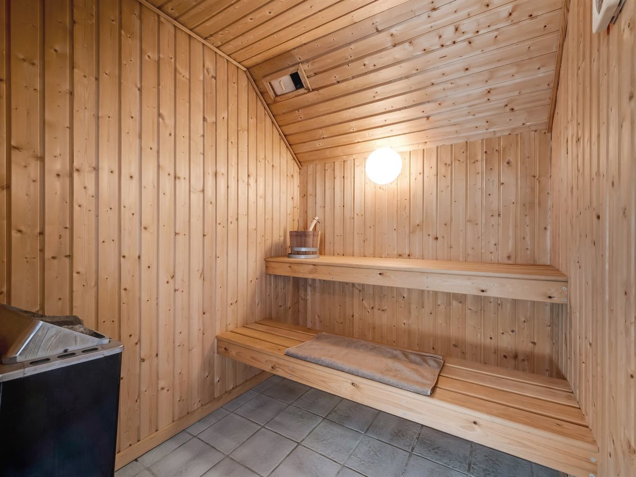 "Annlis" - 4km from the sea