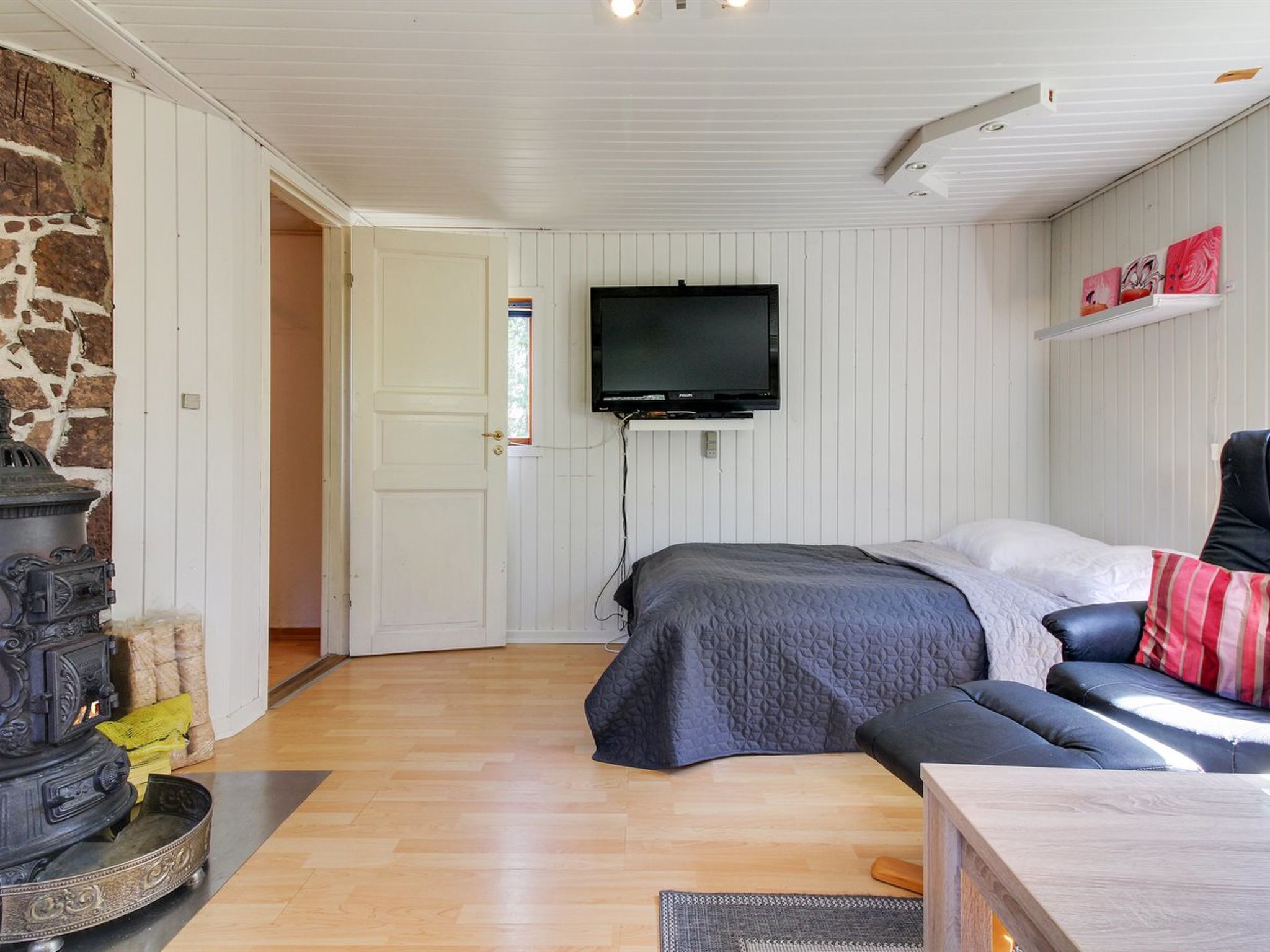 "Kolja" - 3km from the sea - Inside