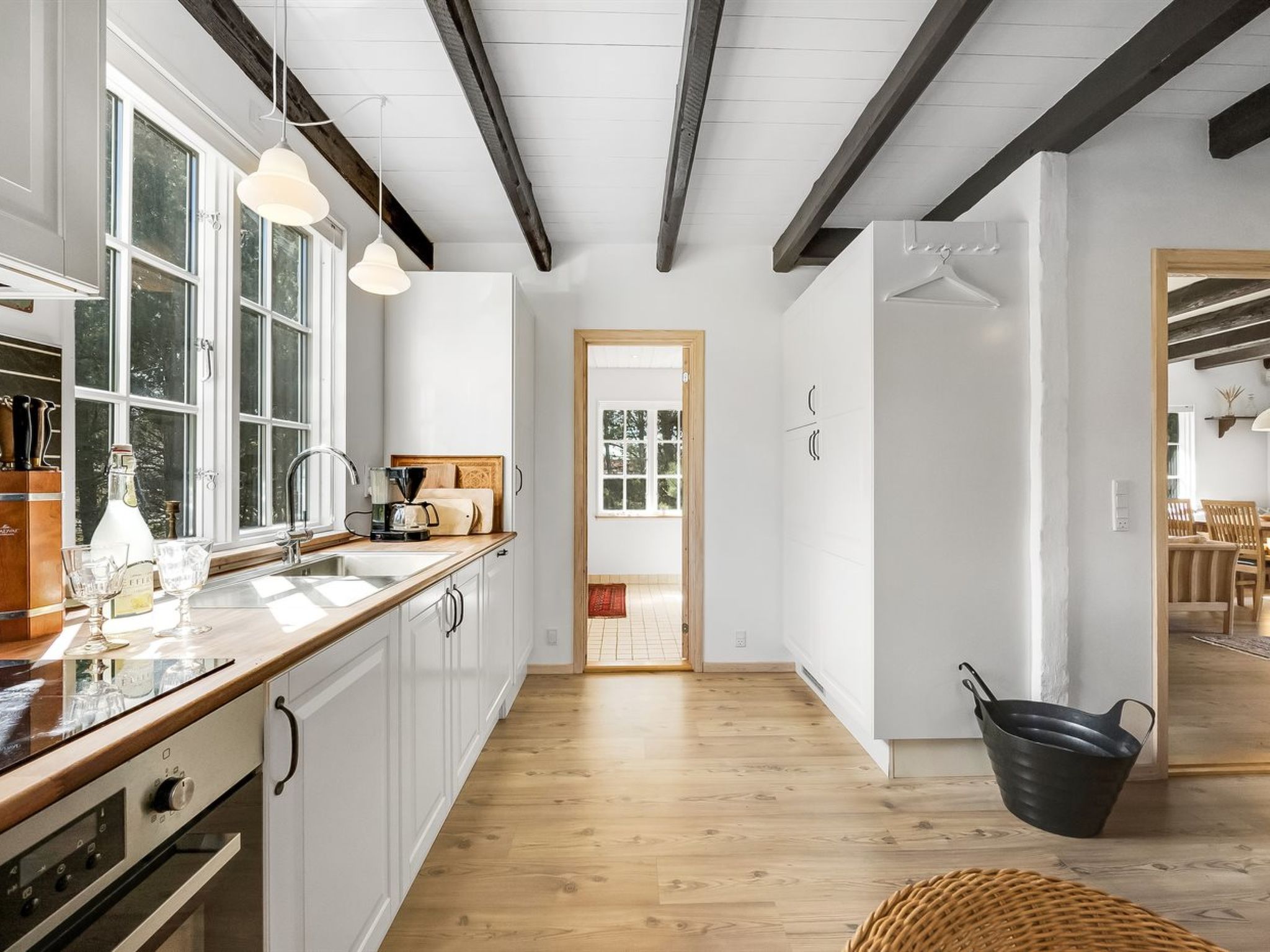 "Enya" - 1.2km from the sea-Binnen