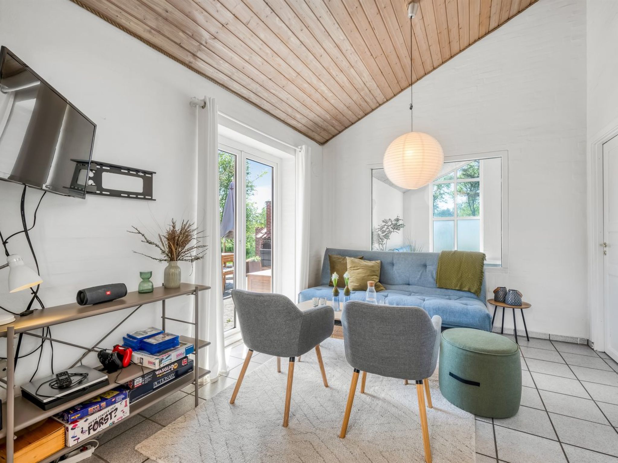 "Anniesette" - 1.5km from the sea - Binnen